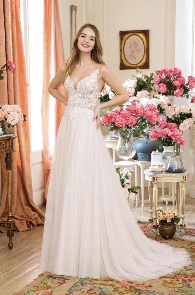 Sweetheart by Justin Alexander Style #11142
