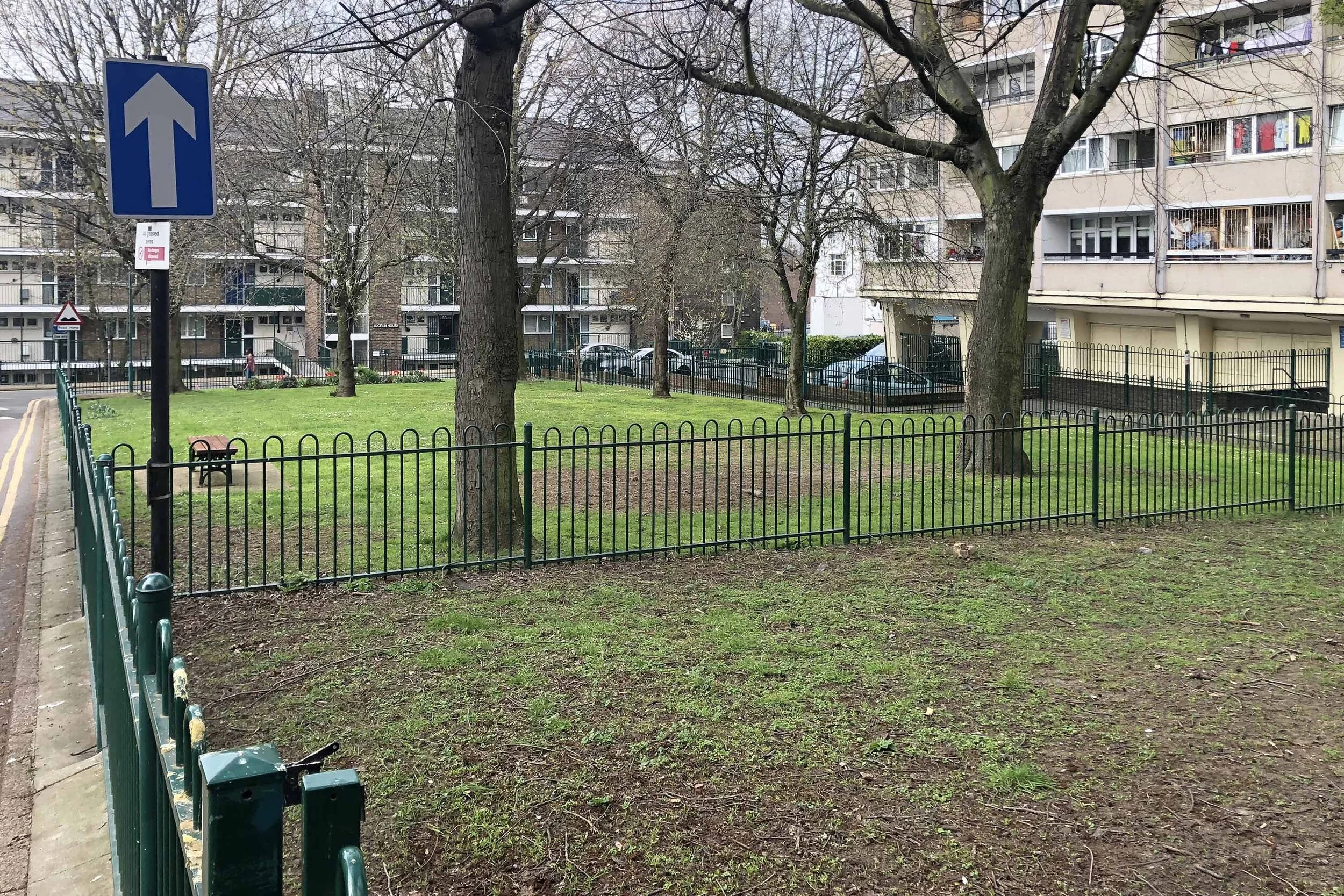 Feedback from the consultation shows that many residents feel the open space on the estate does not provide good quality areas to play, exercise or enjoy.