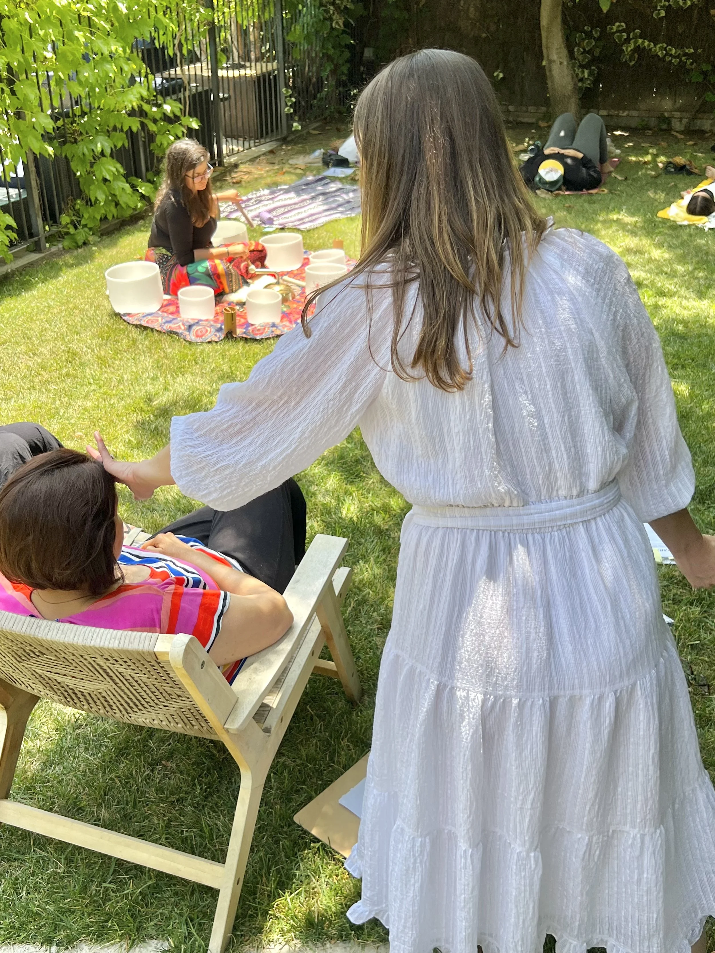 SOUND THERAPY NEAR ME: HYPNOSOUND BATHS TO HELP CONNECT YOUR MIND AND BODY
