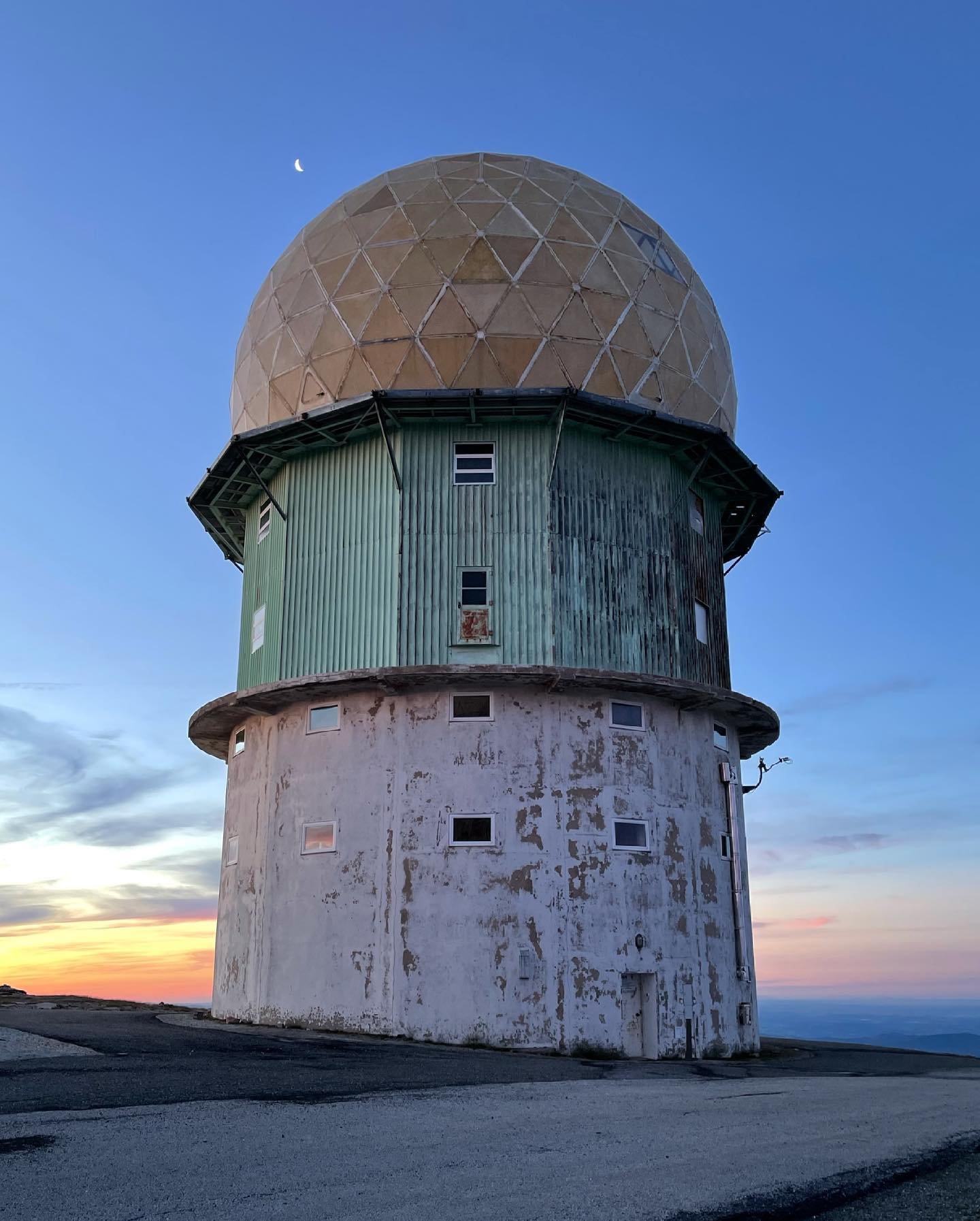 Nothing to see. Just an abandoned observatory at dawn.
.
#coldwarvibes