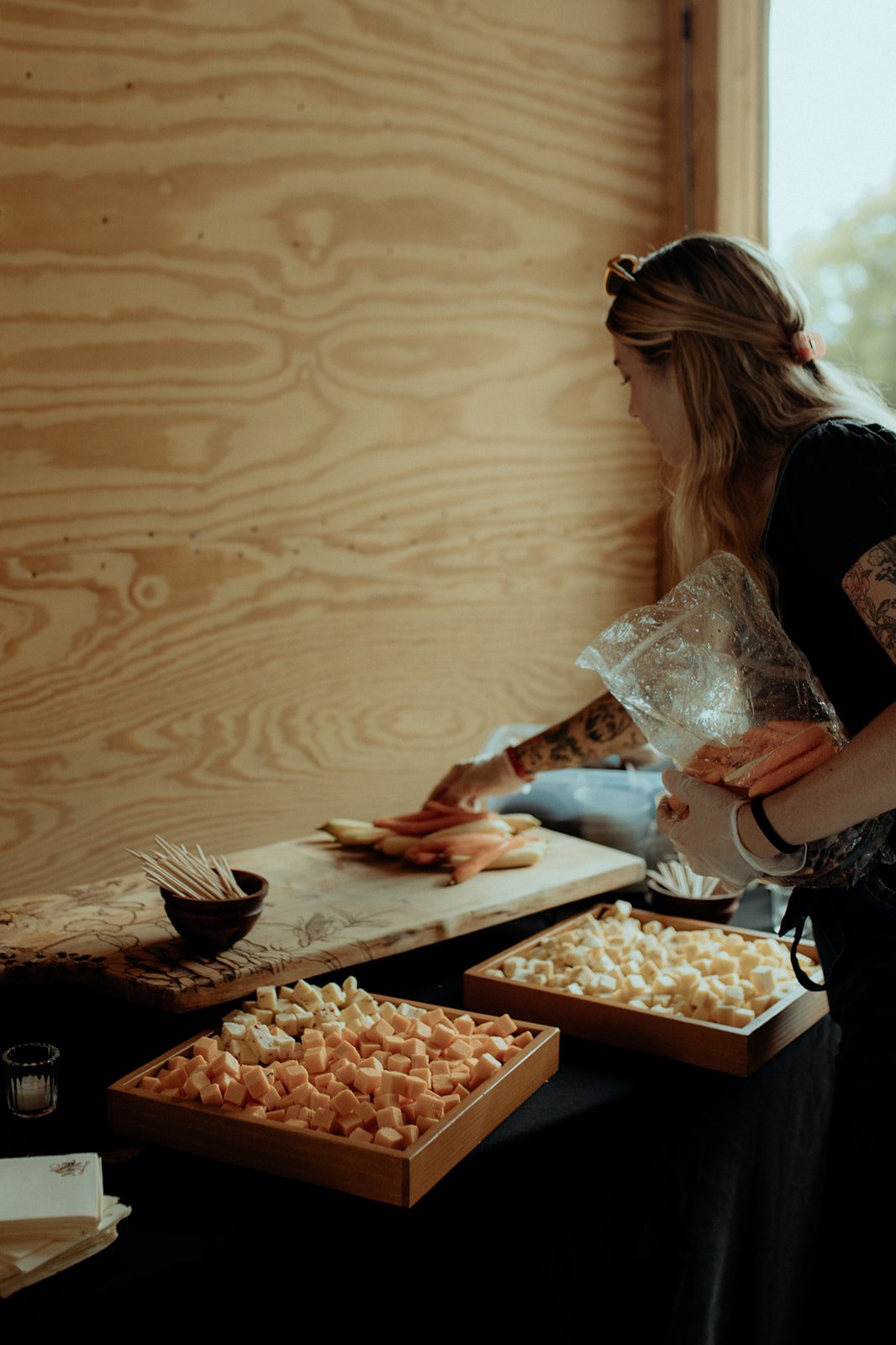 Romantic_Upstate_NY_Wedding_73_appetizers_setup.jpg