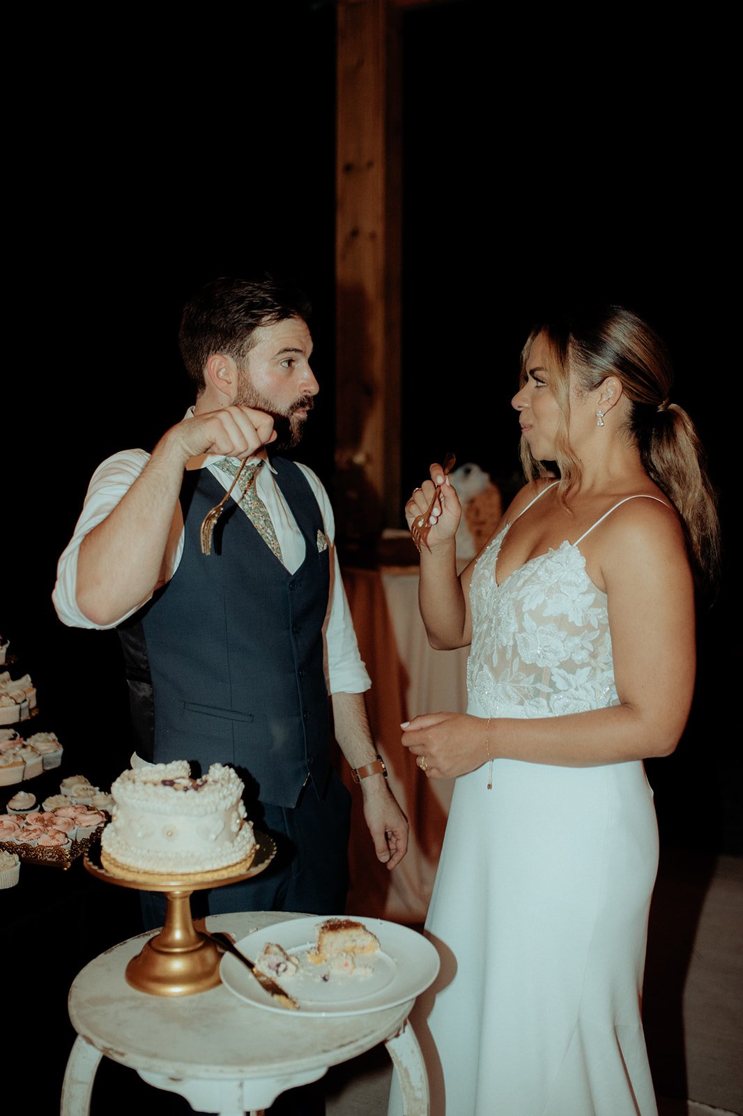 Romantic_Upstate_NY_Wedding_135_couple_cake_cutting.jpg