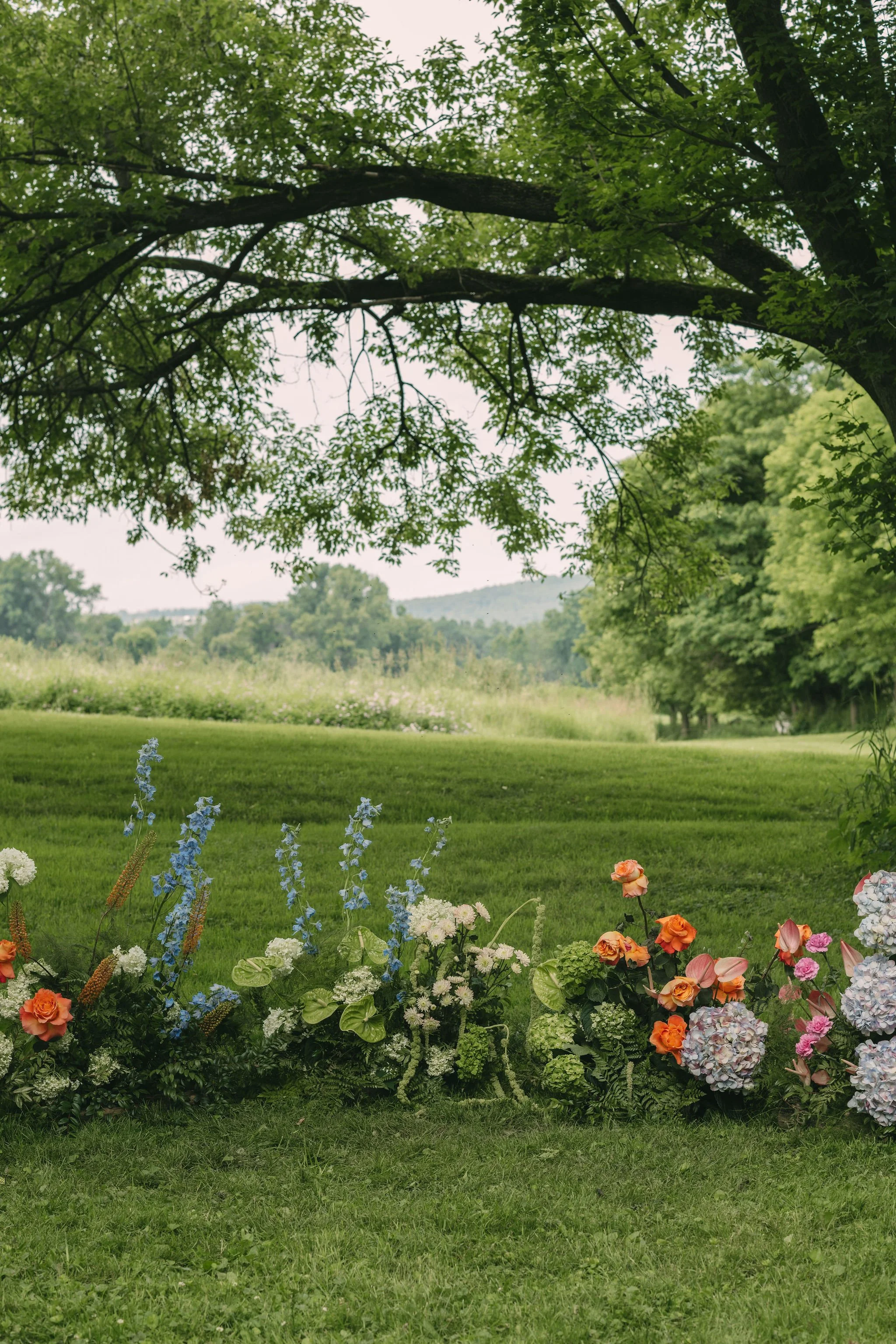Weekend_Wedding_Boston_Globe_ceremony_floral.jpg