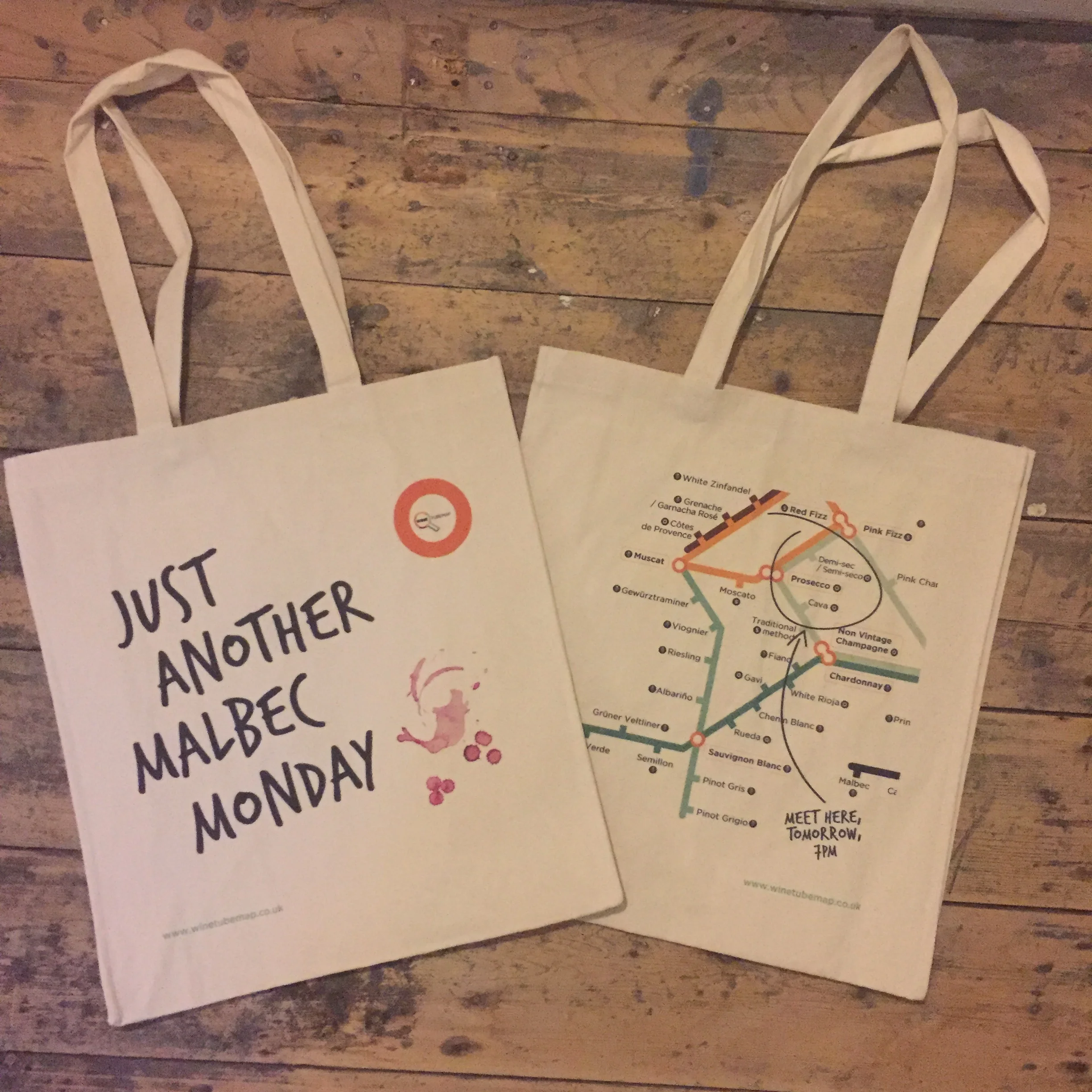 Tote bags WineTubeMap 1.jpg