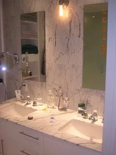 Bath01.JPG