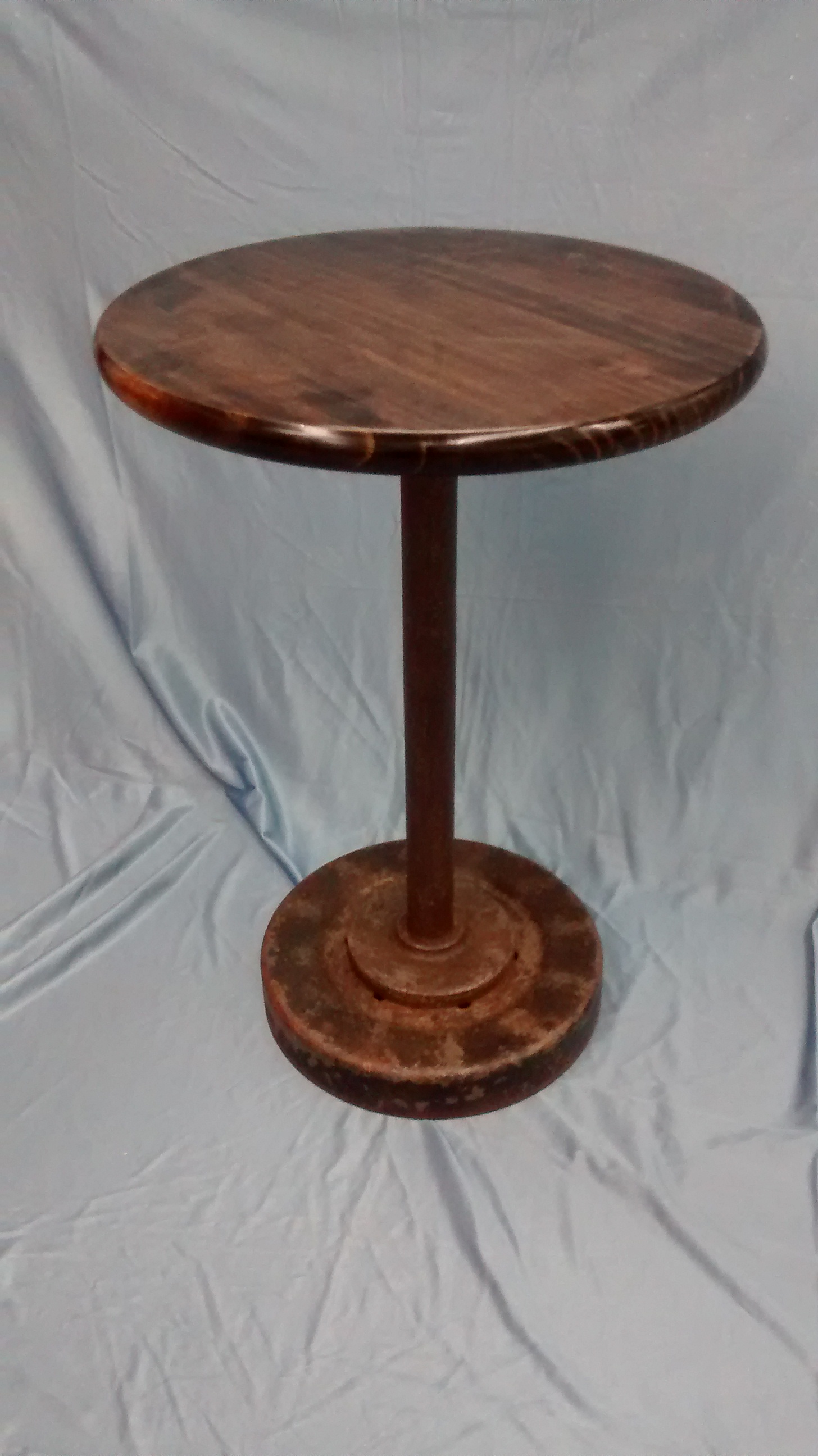 Axle End Table