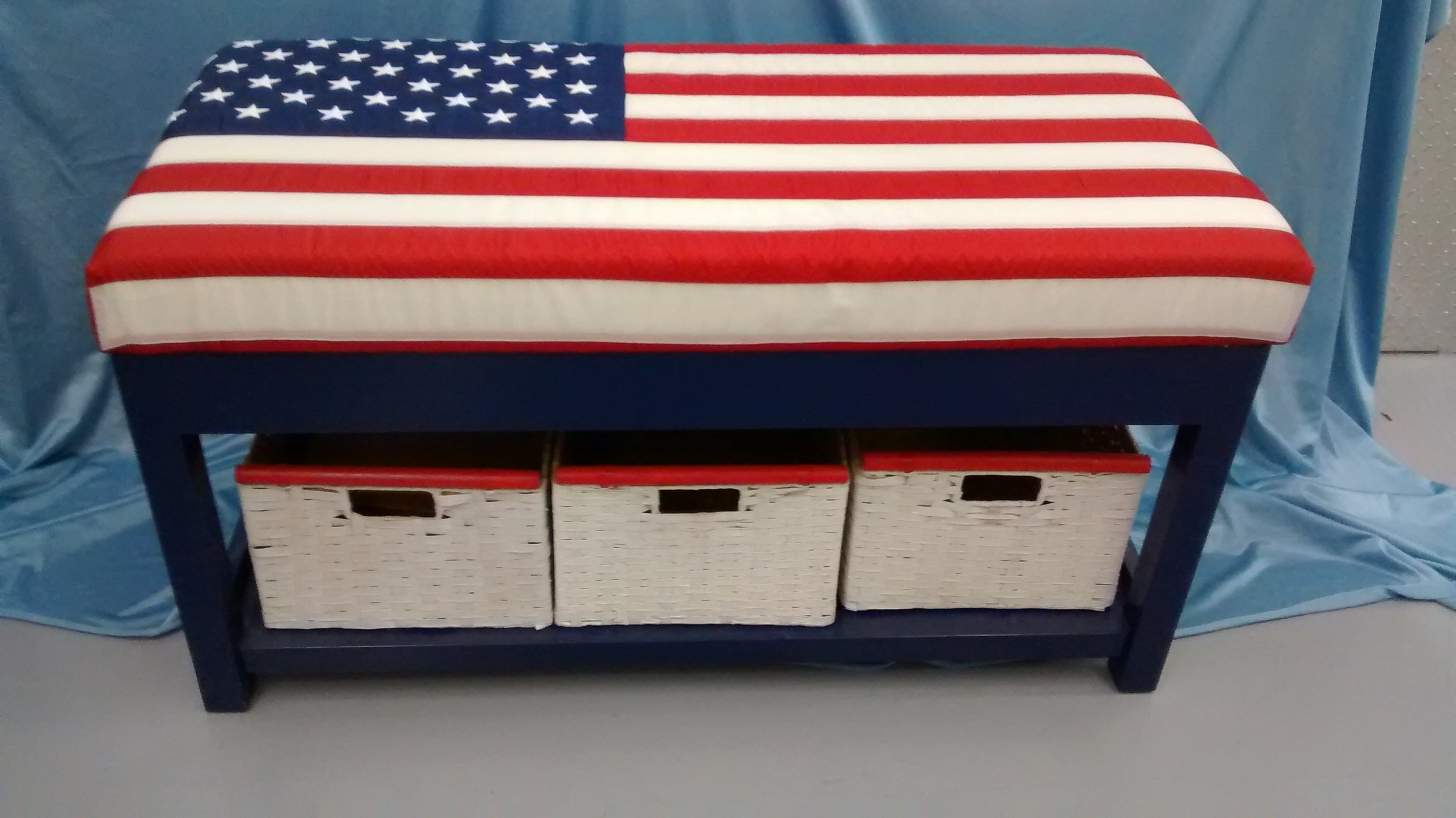 Patriotic Cushioned Bench with Shelf and Storage Baskets