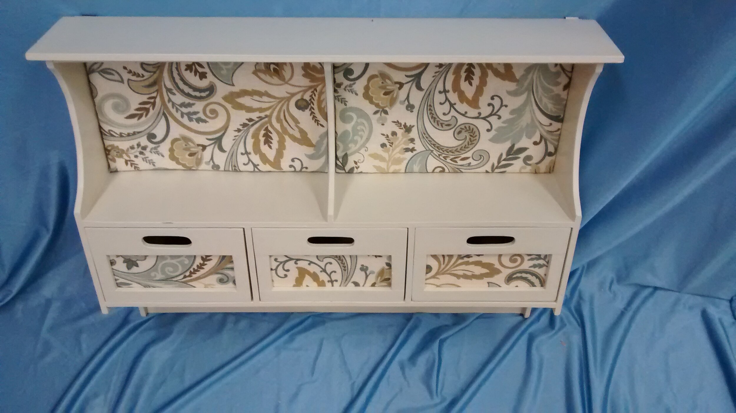 Pin Board with Drawers and Pegs