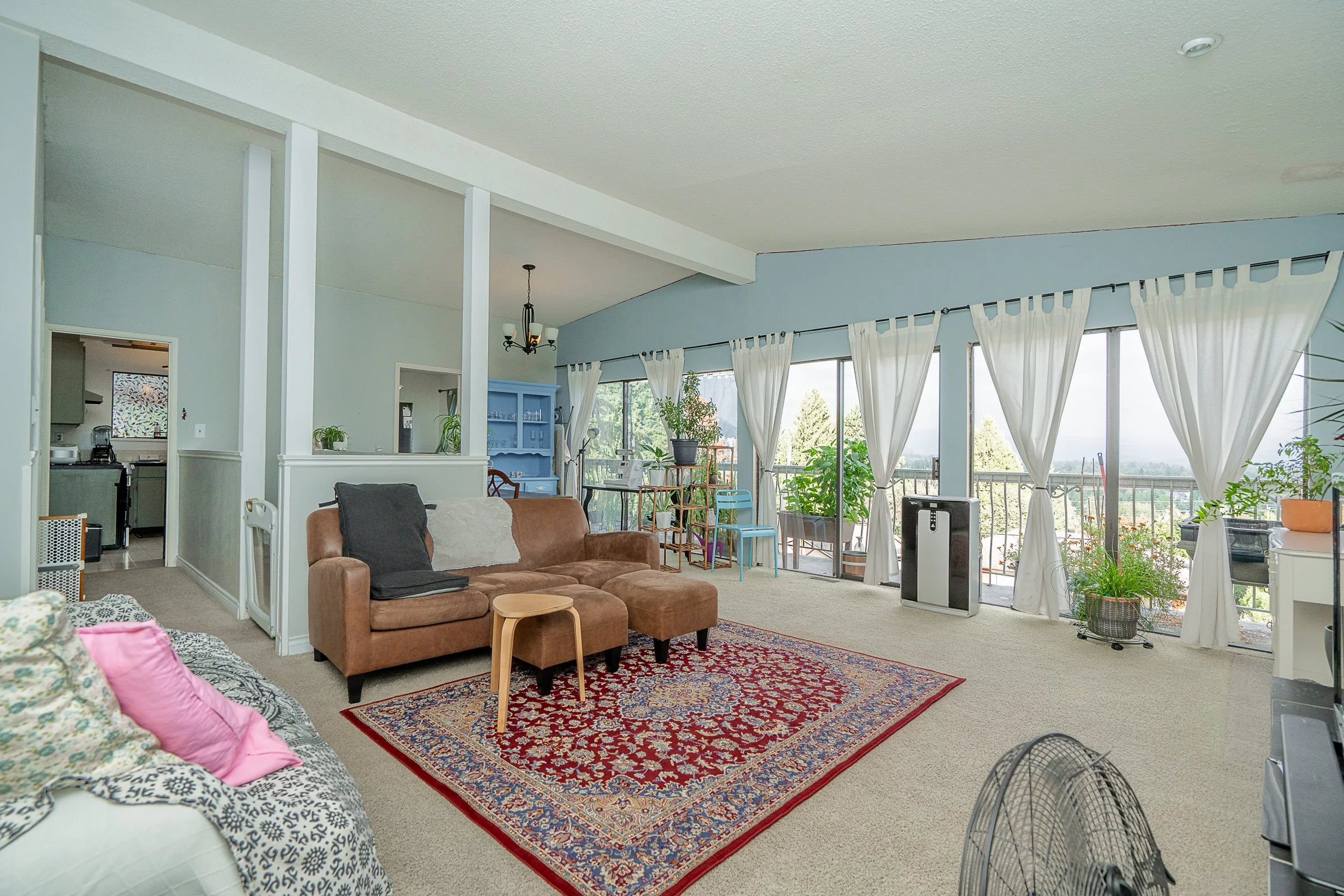 992 Saddle Street Coquitlam Carolyn Pogue Best Coquitlam Realtor