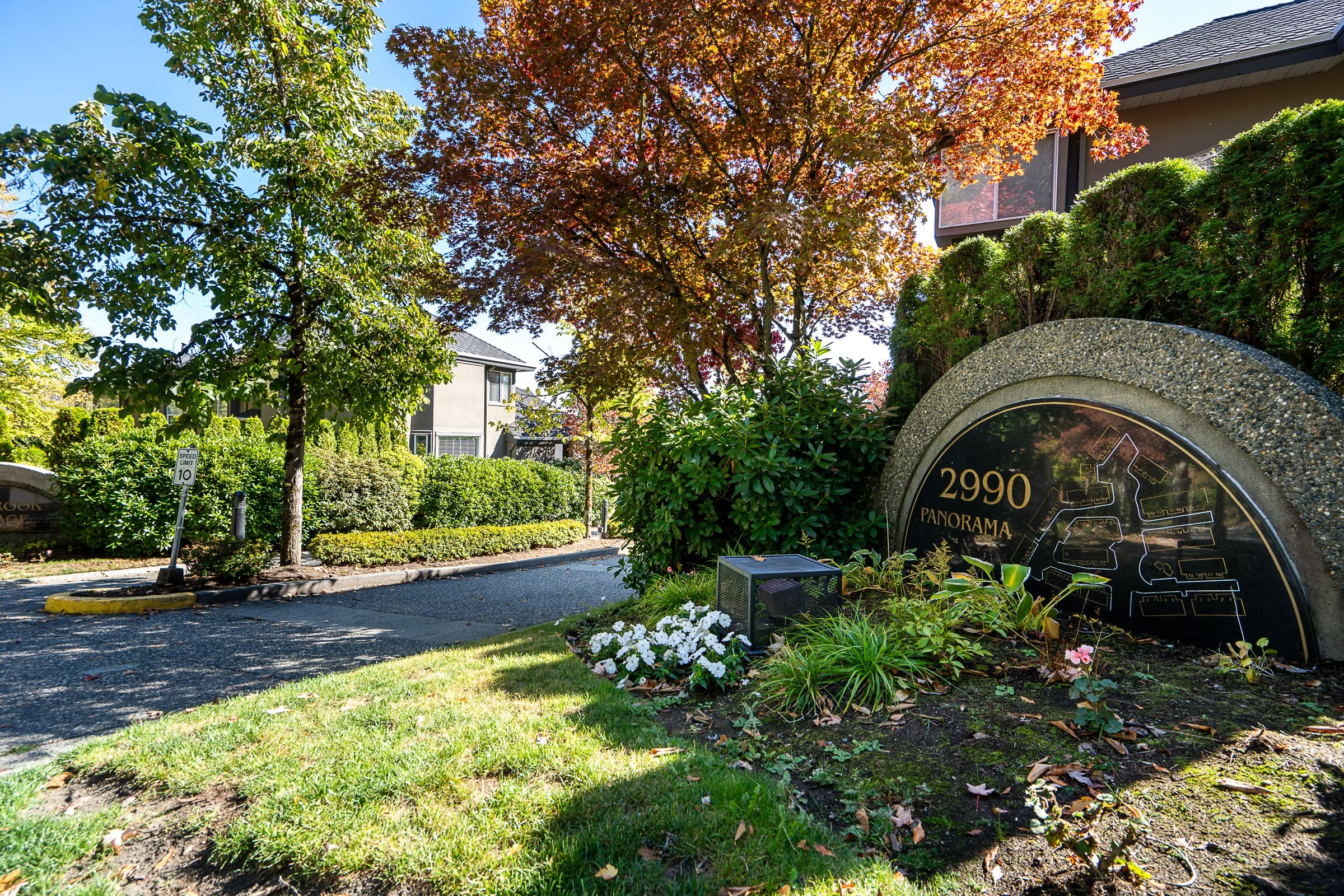 43-2990-Panorama-Drive-Westwood-Plateau-Coquitlam-Carolyn-Pogue-Best-Coquitlam-Realtor-35.jpg