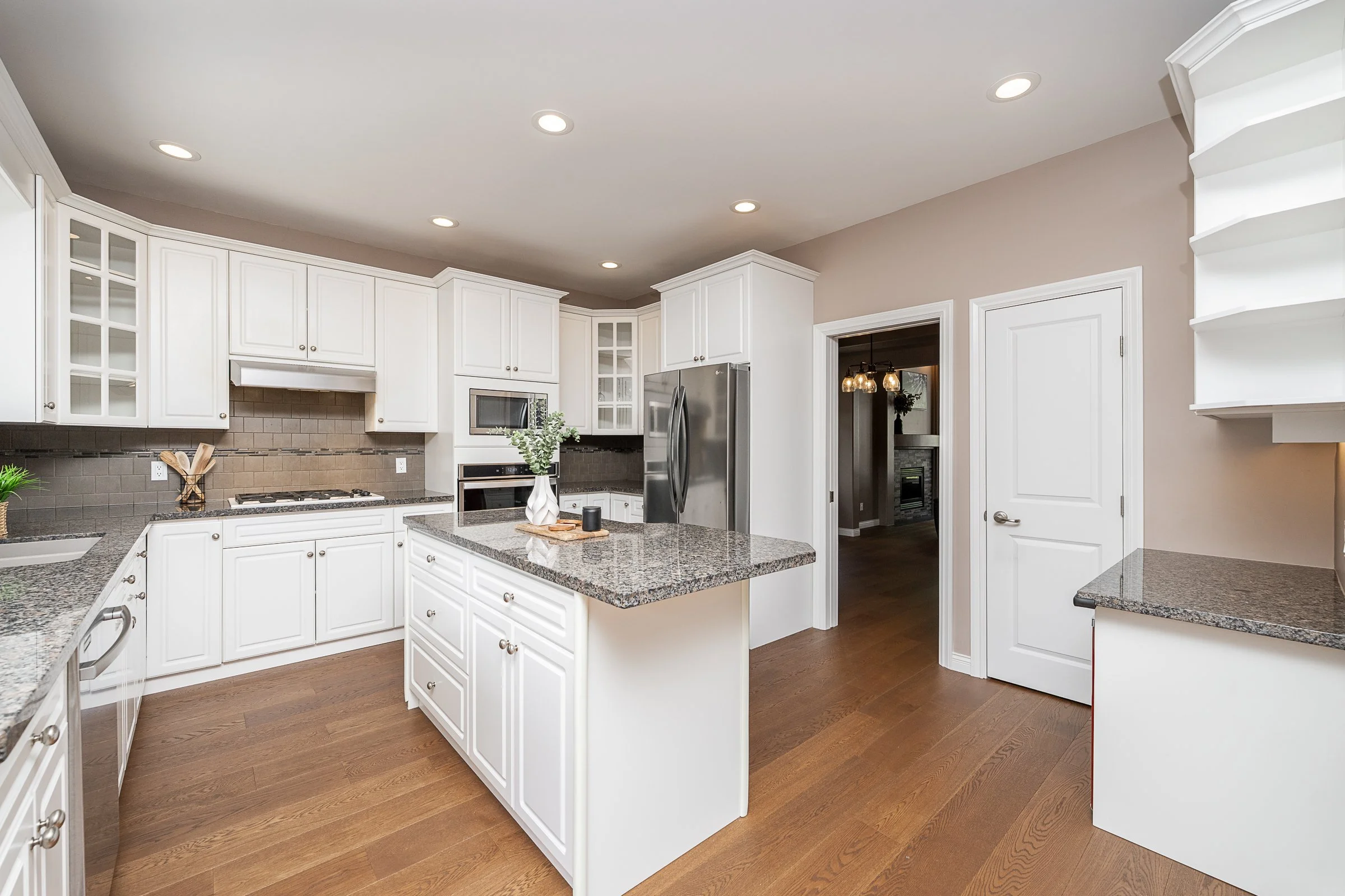 64-Wilkes-Creek-Drive-Heritage-Mountian-Port-Moody-Carolyn-Pogue-Best-Port-Moody-Realtor-7.jpg