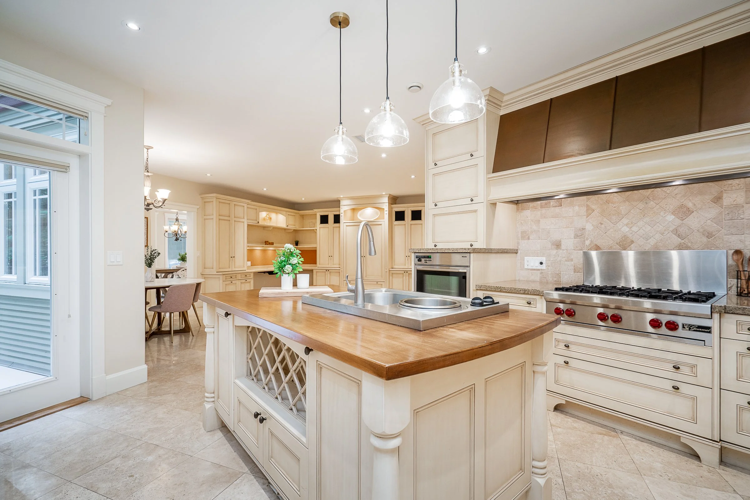 1535-Rockcress-Place-Westwood-Plateau-Coquitlam-Carolyn-Pogue-Best-Coquitlam-Realtor-7.jpg