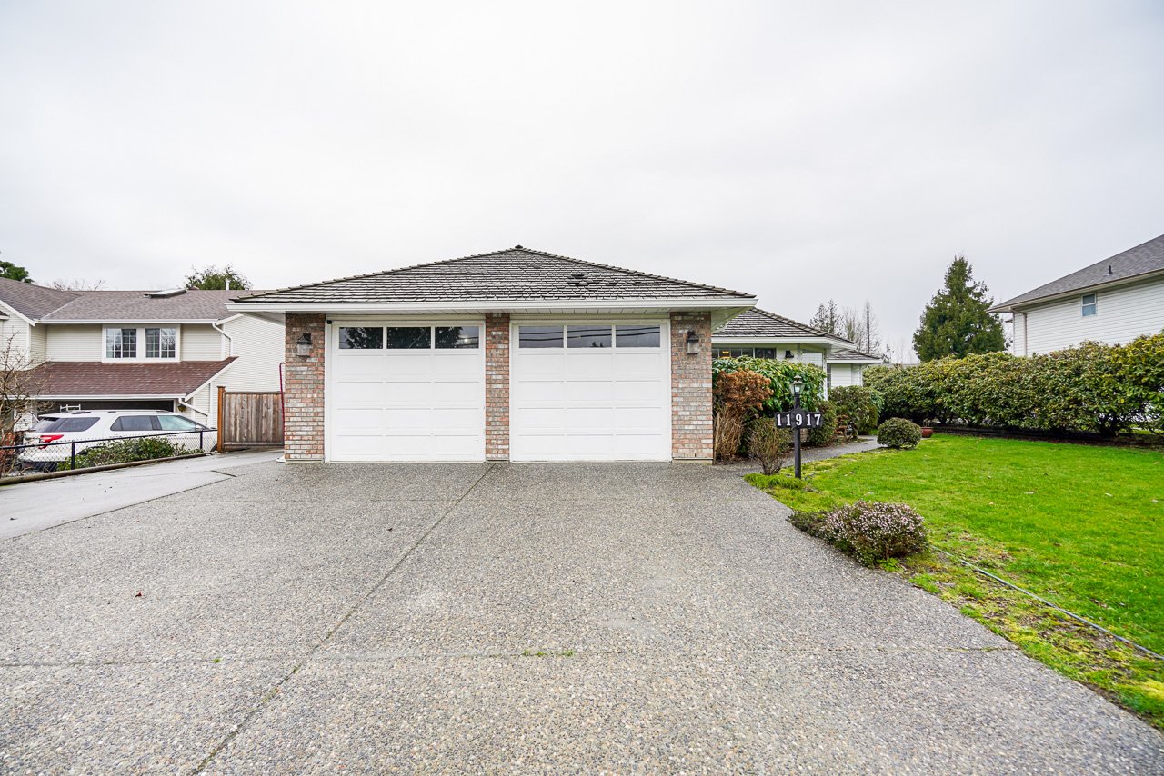11917-248-Street-Sold-By-Carolyn-Pogue-Best-Rated-Port-Moody-Realtor-3.jpg
