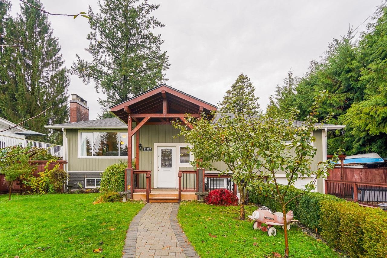Sold-by-Top-Port-Moody-Real-Estate-Agent-Carolyn-Pogue-11987-Acadia-Street-Maple-Ridge-1.jpeg