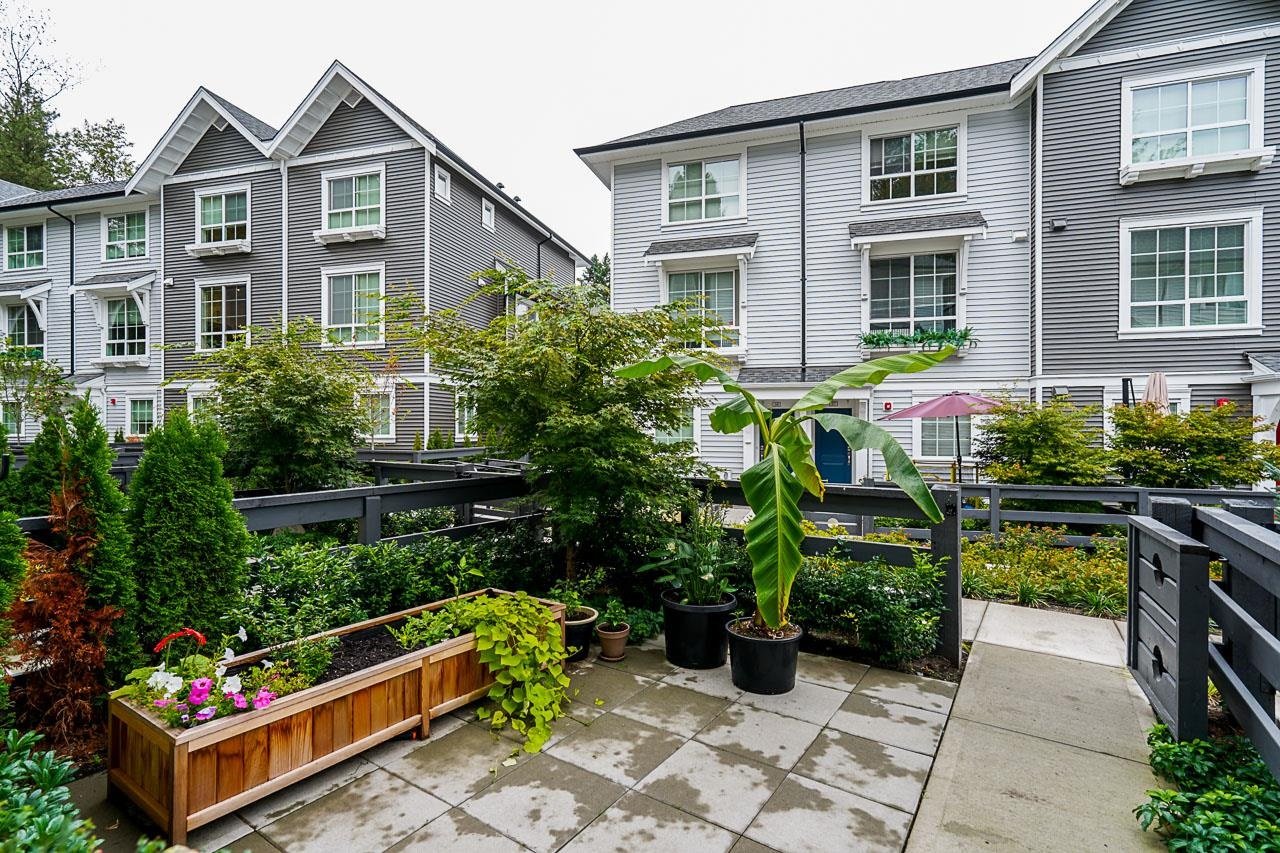 Sold-by-Top-Port-Moody-Real-Estate-Agent-Carolyn-Pogue-16-19696-Hammond-Road-Pitt-Meadows-3.jpeg