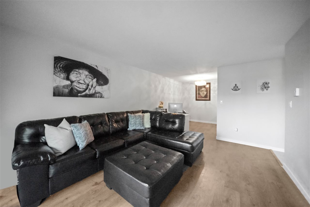 Port-Moody-Real-Estate-Agent-Carolyn-Pogue-Sold-206-10438-148-Street-Surrey-7.jpeg