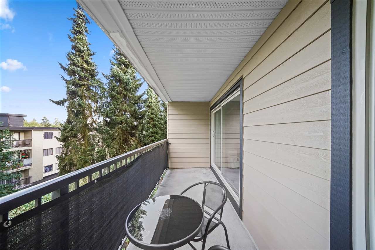 Port-Moody-Real-Estate-Agent-Carolyn-Pogue-Sold-206-10438-148-Street-Surrey-10.jpeg