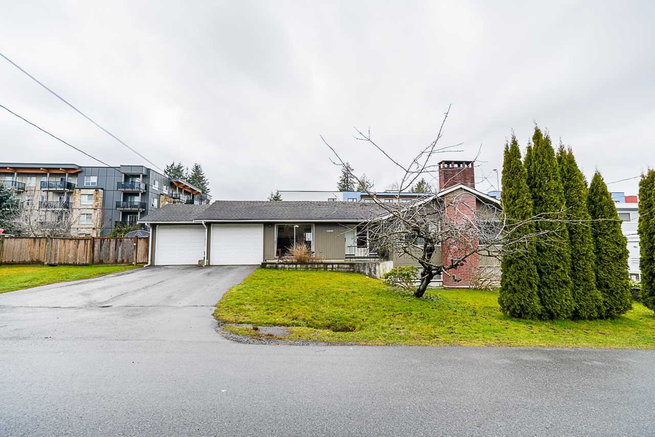 Best-Port-Moody-Real-Estate-Agent-Carolyn-Pogue-12295-Hillside-Street-Maple-Ridge-2.jpeg