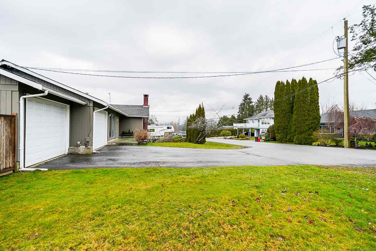 Best-Port-Moody-Real-Estate-Agent-Carolyn-Pogue-12295-Hillside-Street-Maple-Ridge-4.jpeg