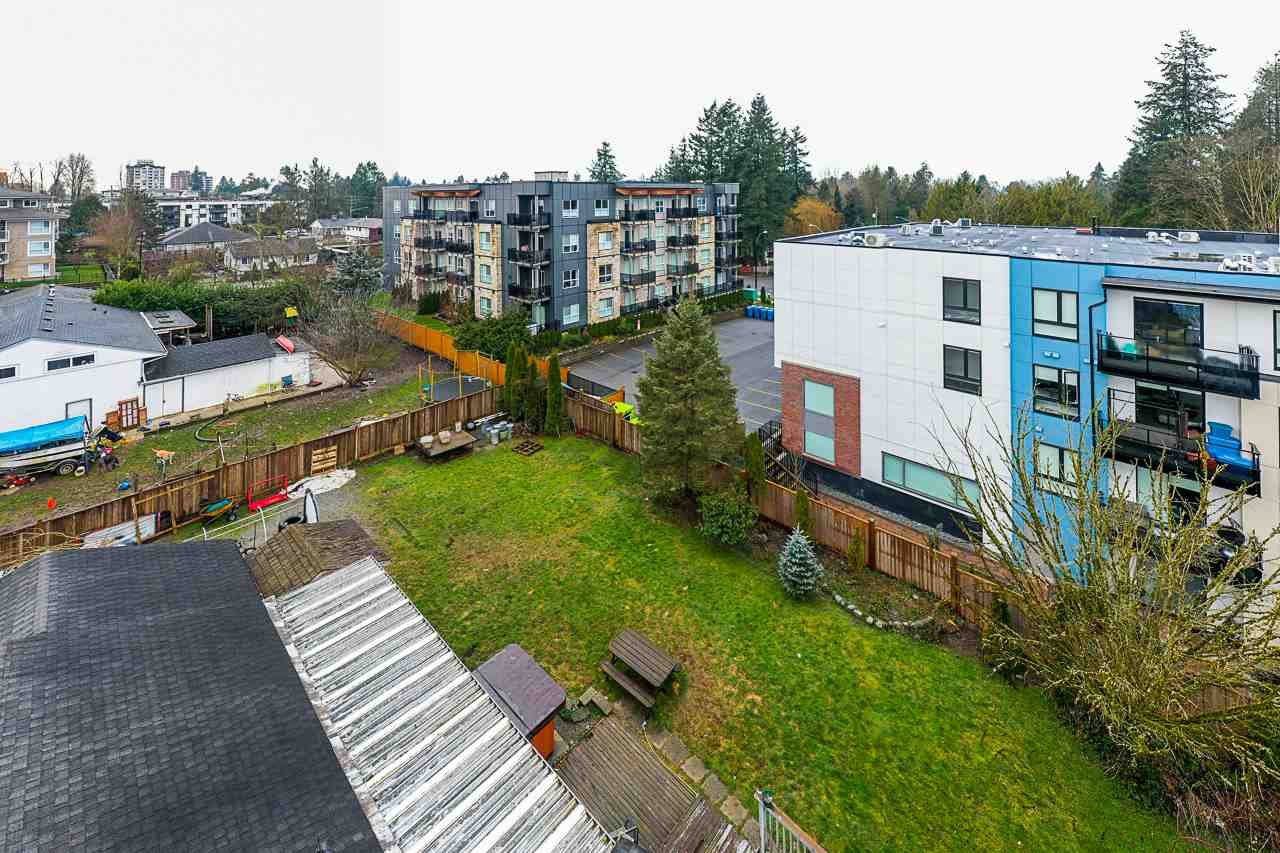 Best-Port-Moody-Real-Estate-Agent-Carolyn-Pogue-12295-Hillside-Street-Maple-Ridge-9.jpeg