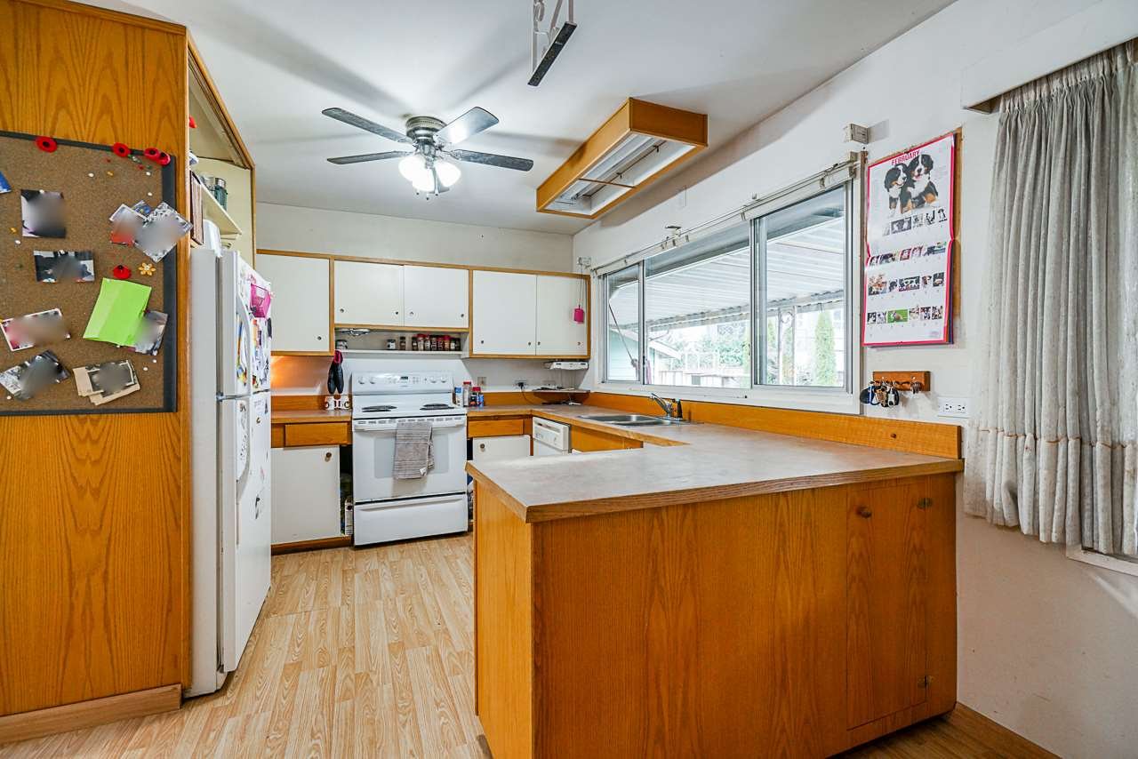 Best-Port-Moody-Real-Estate-Agent-Carolyn-Pogue-12295-Hillside-Street-Maple-Ridge-19.jpeg