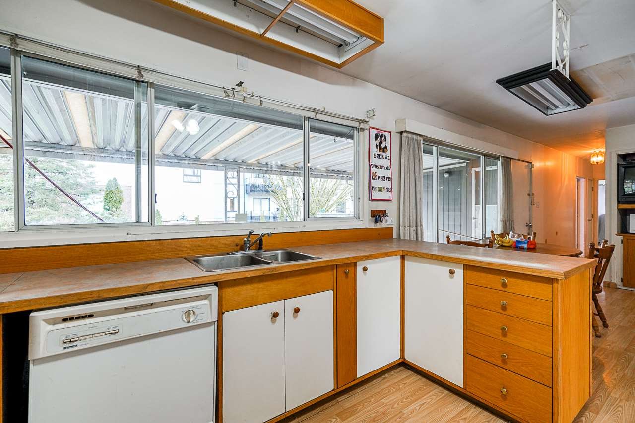 Best-Port-Moody-Real-Estate-Agent-Carolyn-Pogue-12295-Hillside-Street-Maple-Ridge-21.jpeg