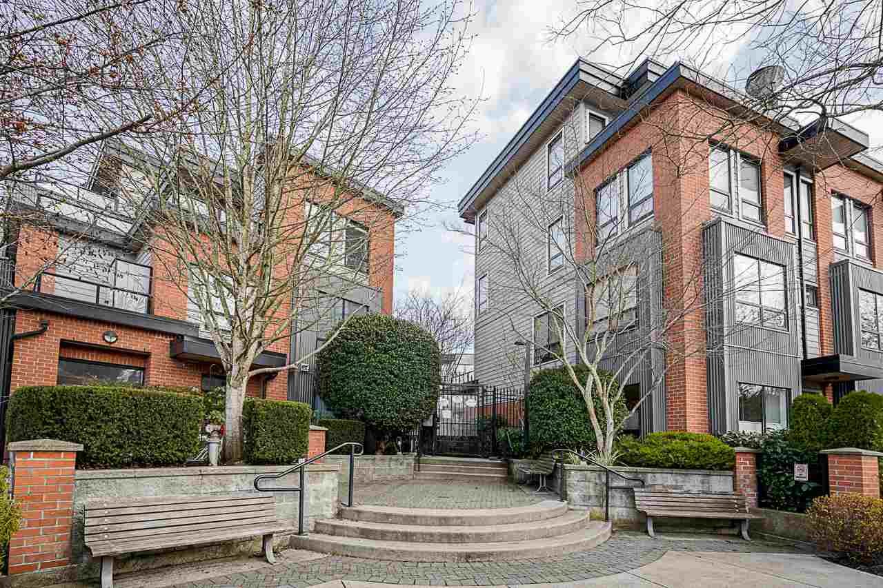 Best-Port-Moody-Realtor-Carolyn-Pogue-125-1863-Stainsbury-Avenue-Vancouver-1.jpeg