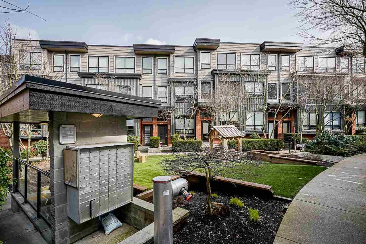 Best-Port-Moody-Realtor-Carolyn-Pogue-125-1863-Stainsbury-Avenue-Vancouver-36.jpeg