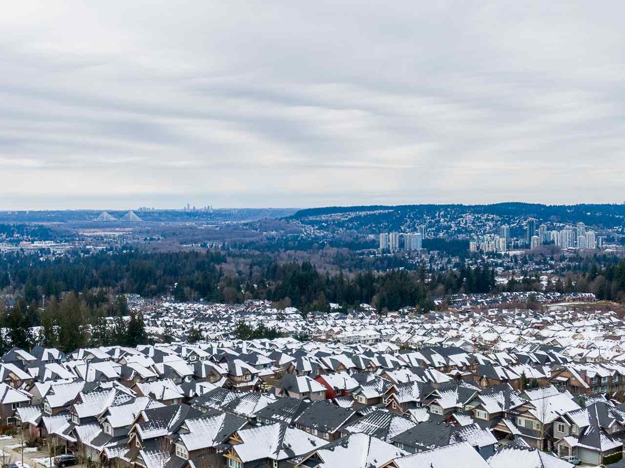 Best-Burke-Mountain-Coquitlam-Realtor-Carolyn-Pogue-1505-Shore-View-Place-39.jpeg