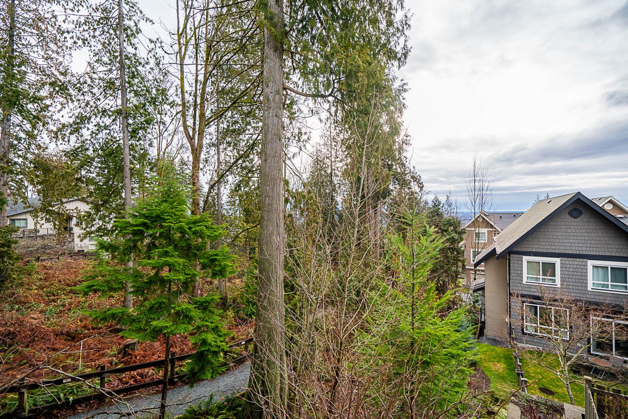 Burke-Mountain-Townhome-23-1305-Soball-Street-Coquitlam-Carolyn-Pogue-Best-Port-Moody-Realtor-Remax-12.jpg