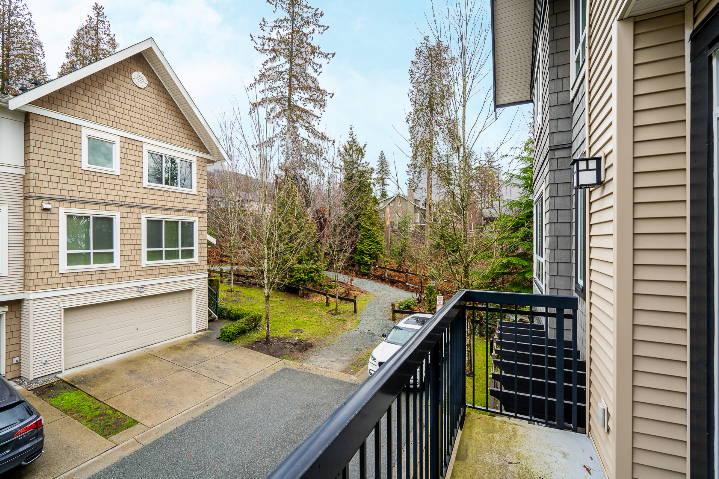 Burke-Mountain-Townhome-23-1305-Soball-Street-Coquitlam-Carolyn-Pogue-Best-Port-Moody-Realtor-Remax-20a.png