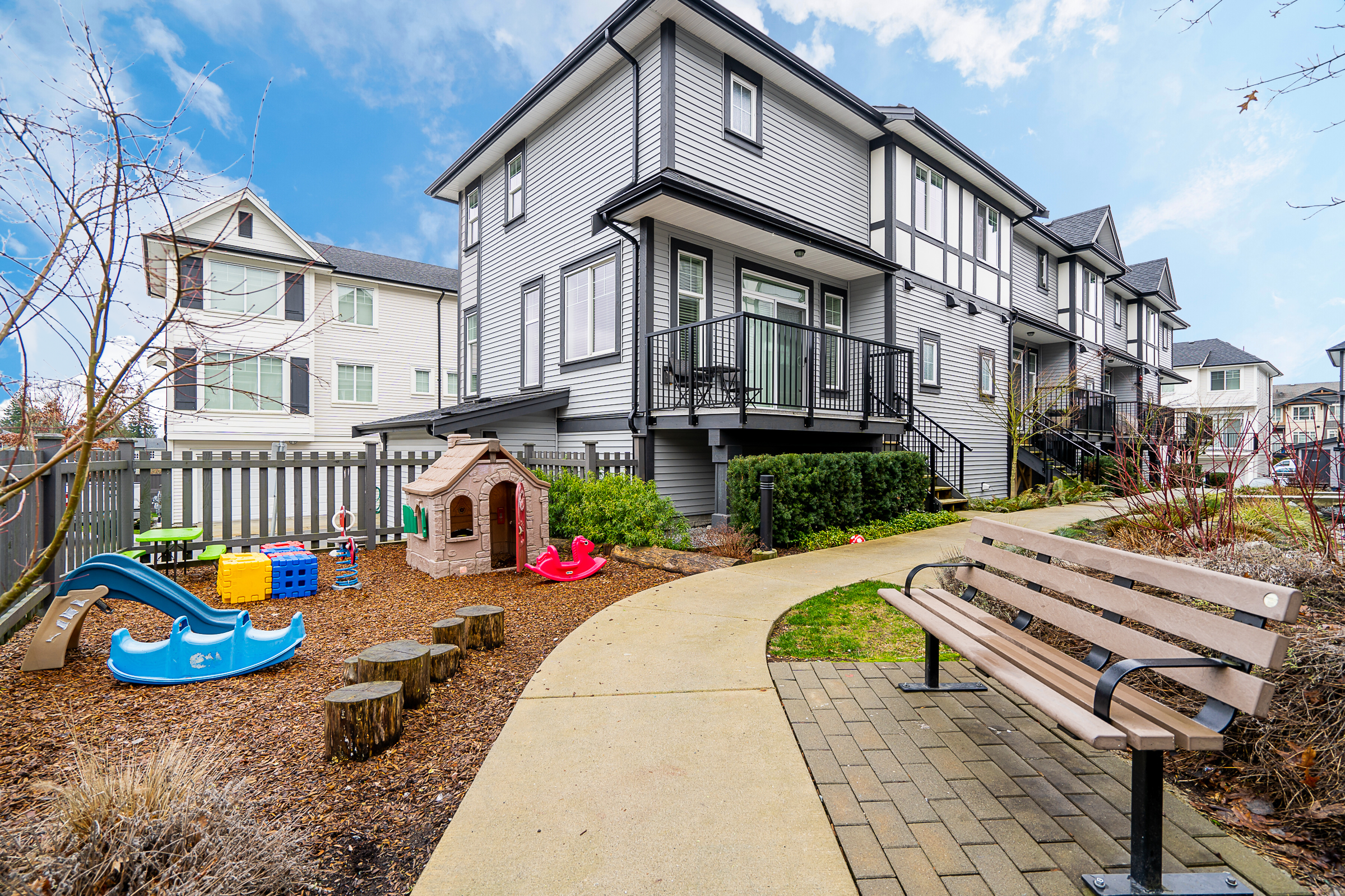 34-11272-240-Street-Carolyn-Pogue-Remax-Burke-Mountain-Realtor-Top-Port-Moody-Real-Estate-Agent-53.png