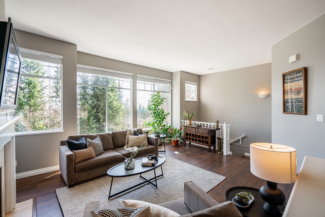 2-2979-Panorama-Drive-Coquitlam-Carolyn-Pogue-Coquitlam-Realtor-8.jpg