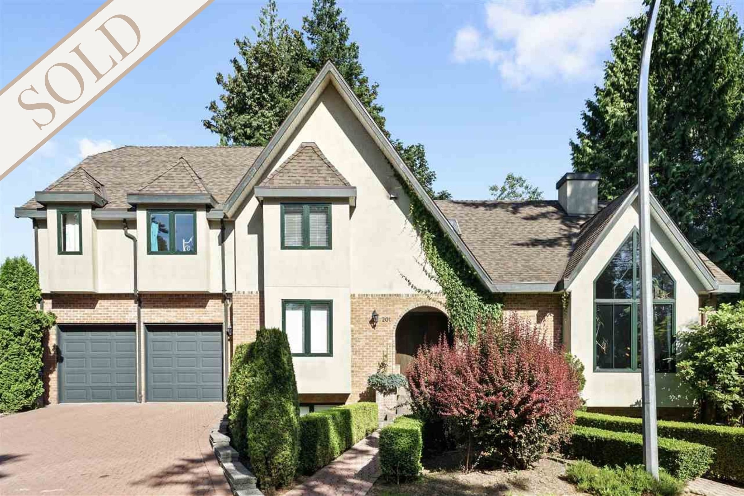 201 PRINCETON AVENUE | Port Moody