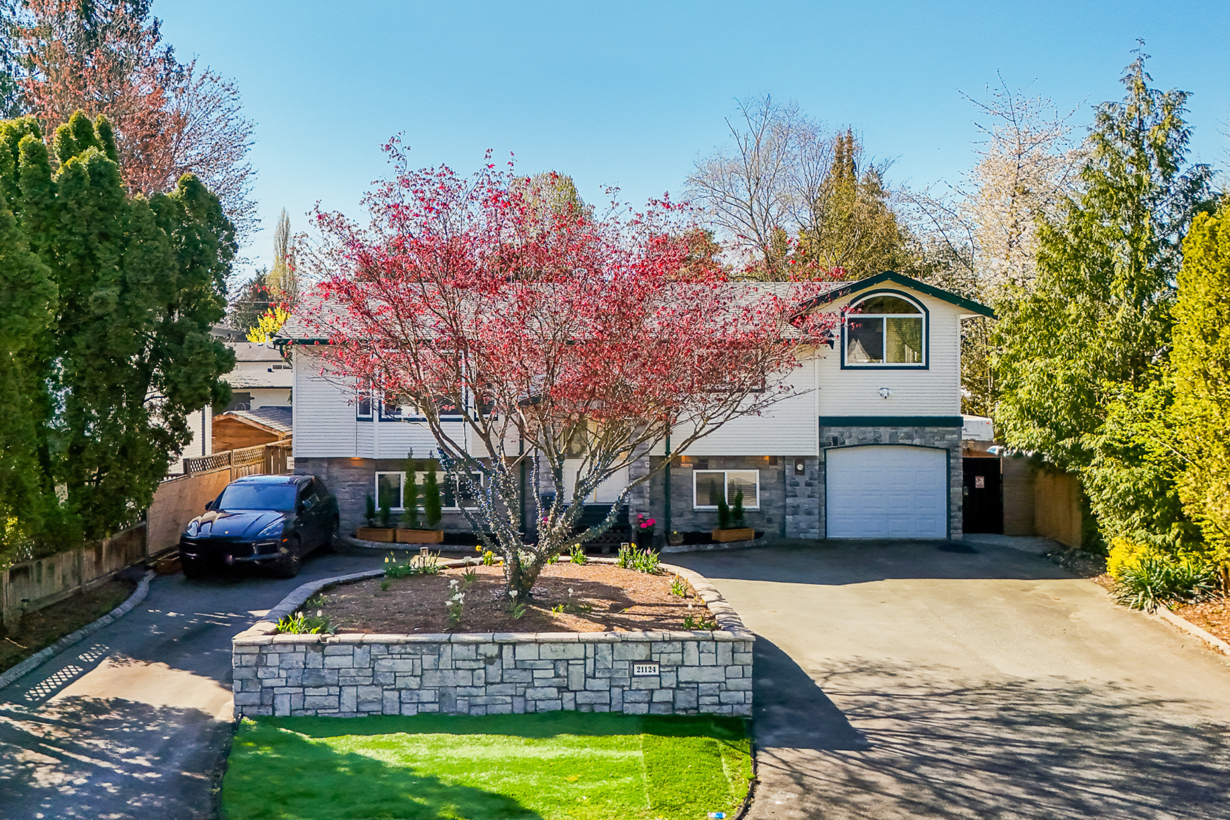 21124 GLENWOOD AVENUE | Maple Ridge