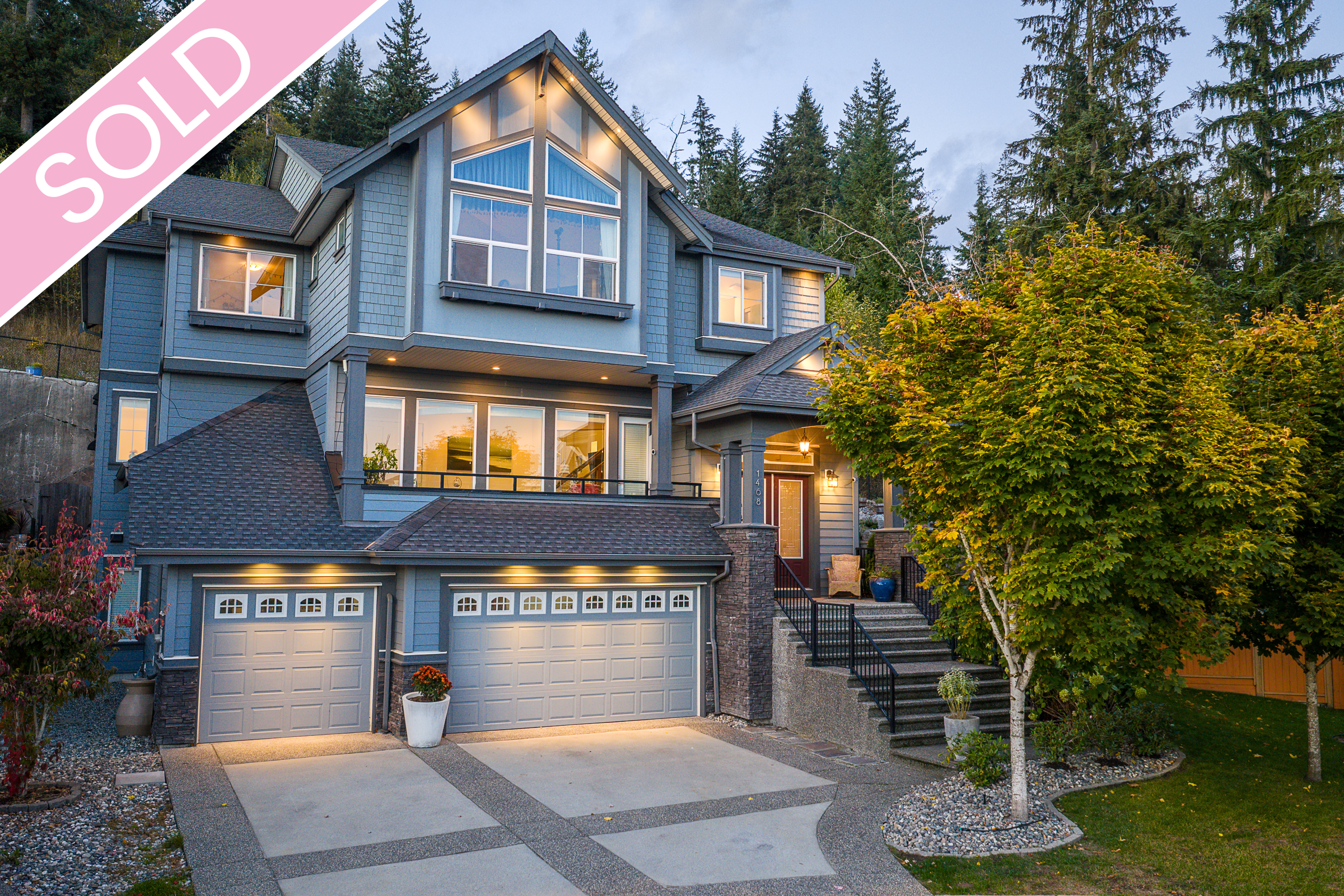 1468 STRAWLINE HILL STREET | Coquitlam