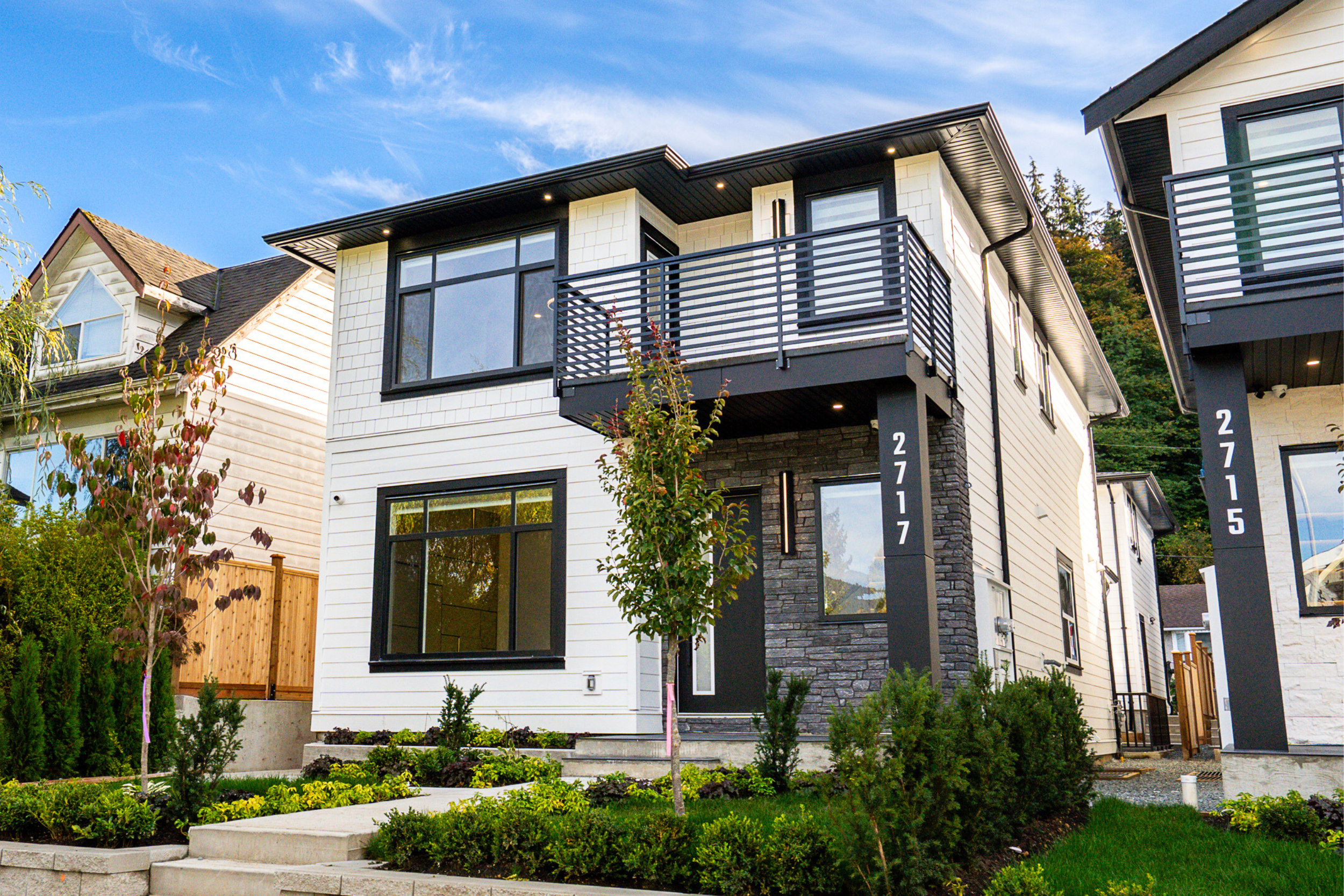 2717 HENRY STREET | Port Moody