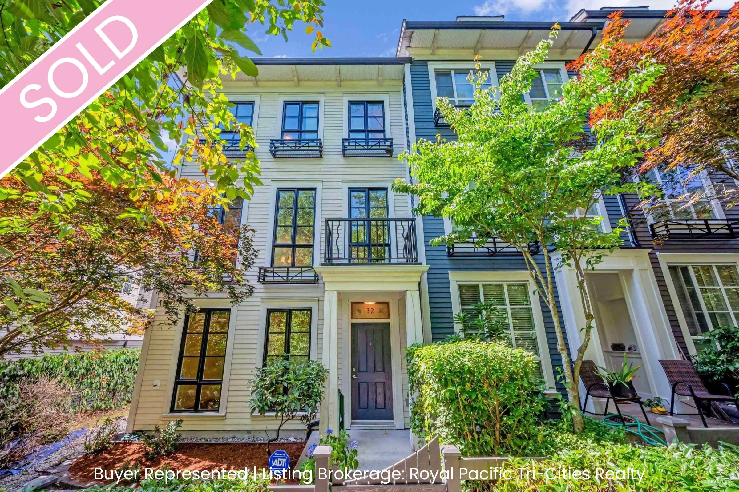 32 3459 WILKIE AVENUE | Coquitlam