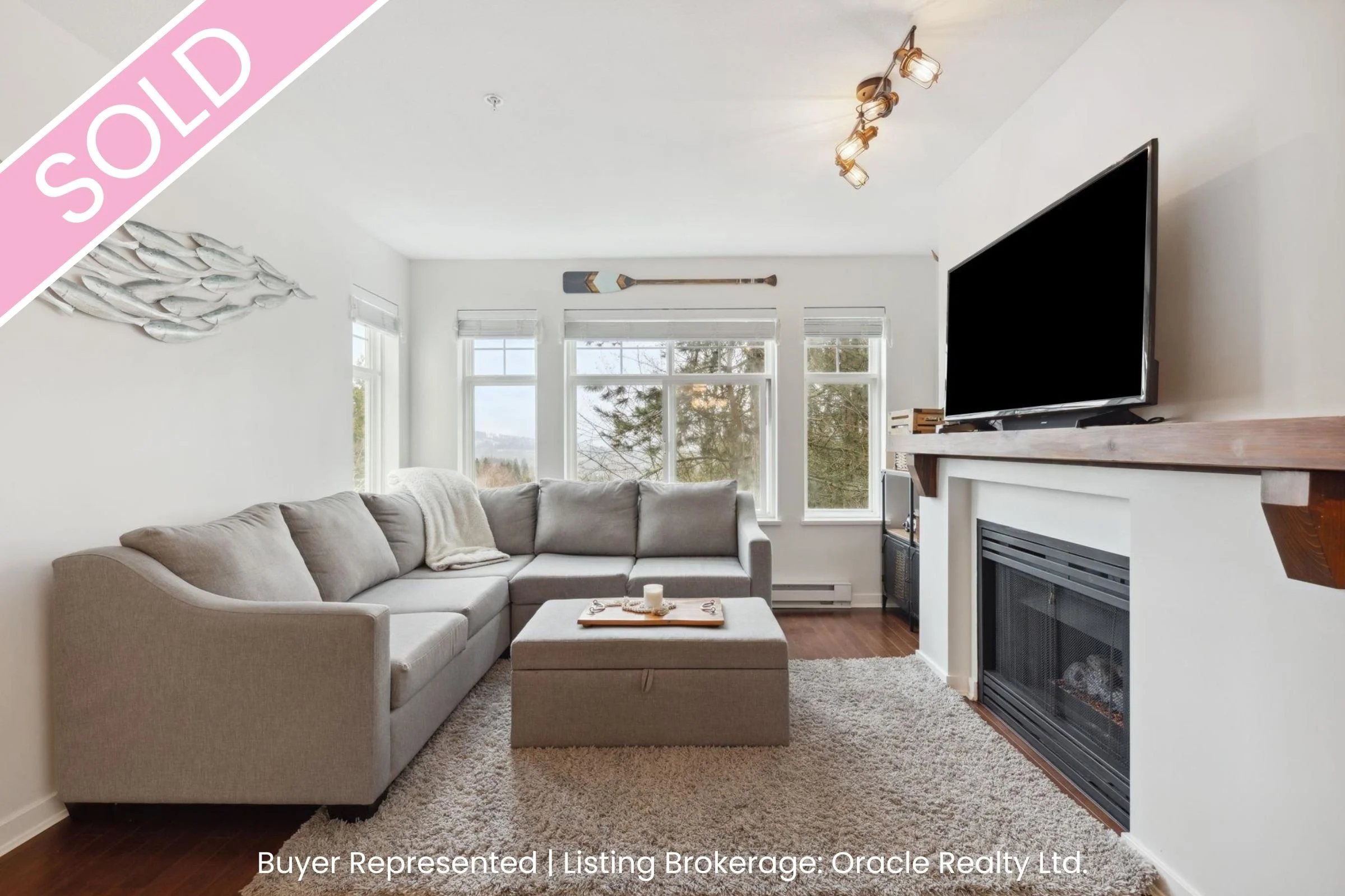 203 1438 PARKWAY BOULEVARD | Coquitlam