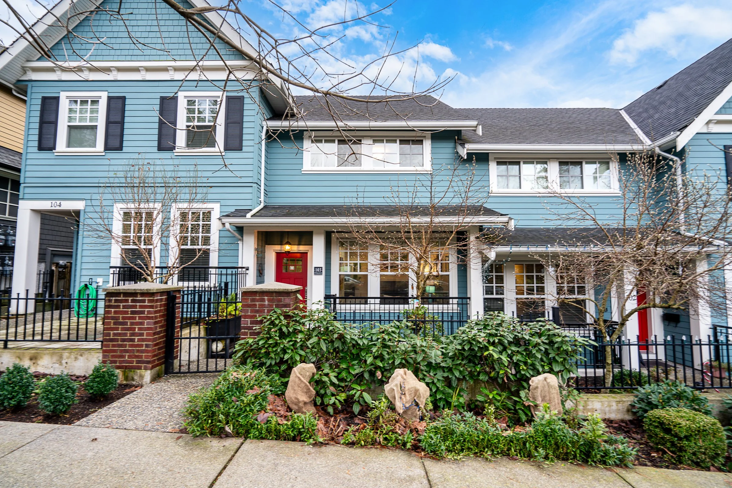 103 3410 QUEENSTON AVENUE | Coquitlam