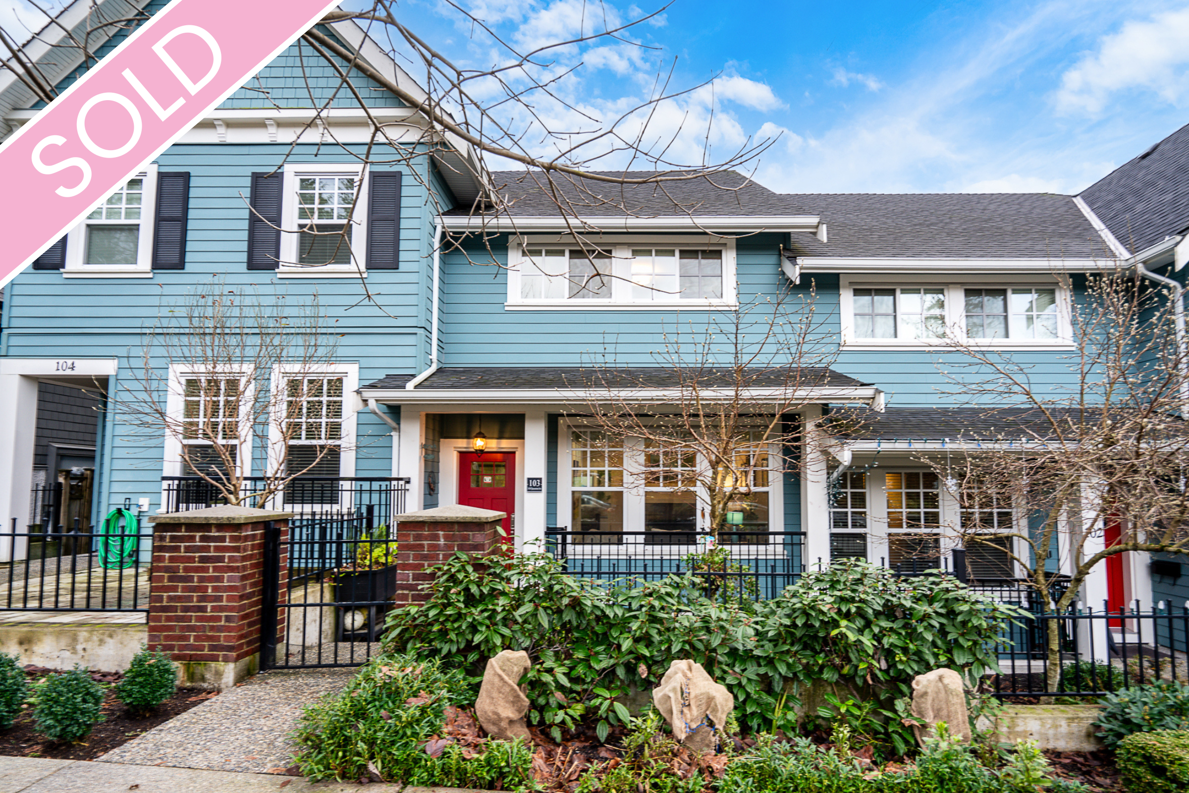 103 3410 QUEENSTON AVENUE | Coquitlam