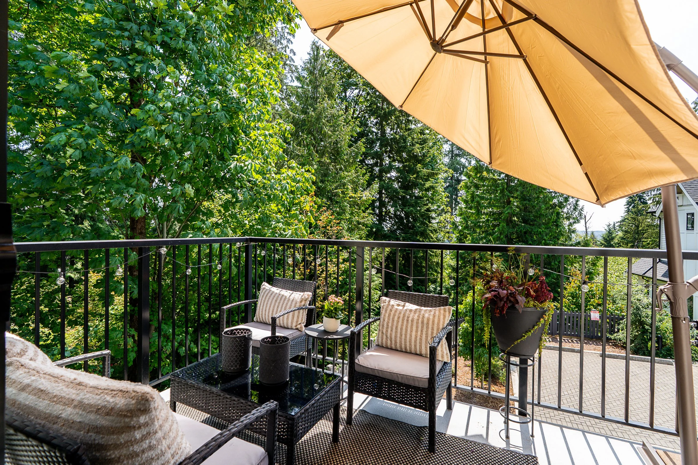 91-3500-Burke-Village-Promenade-Burke-Mountain-Coquitlam-Carolyn-Pogue-Best-Burke-Mountain-Realtor-34.jpg