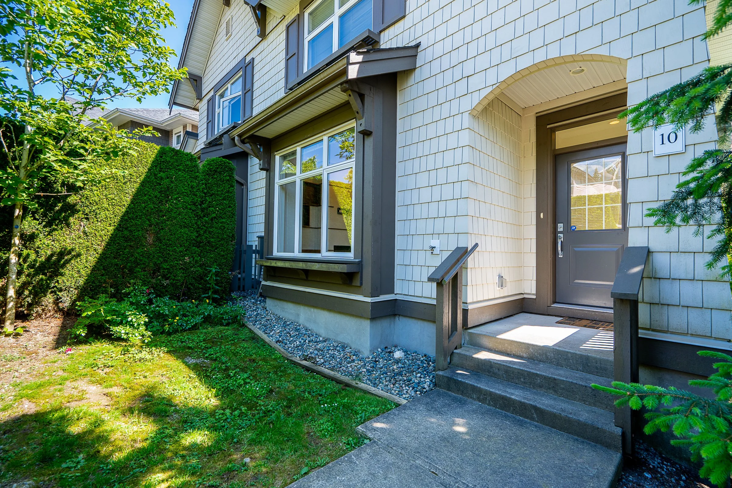 10-3400-Devonshire-Avenue-Burke-Mountain-Coquitlam-Carolyn-Pogue-Best-Burke-Mountain-Realtor-2.jpg