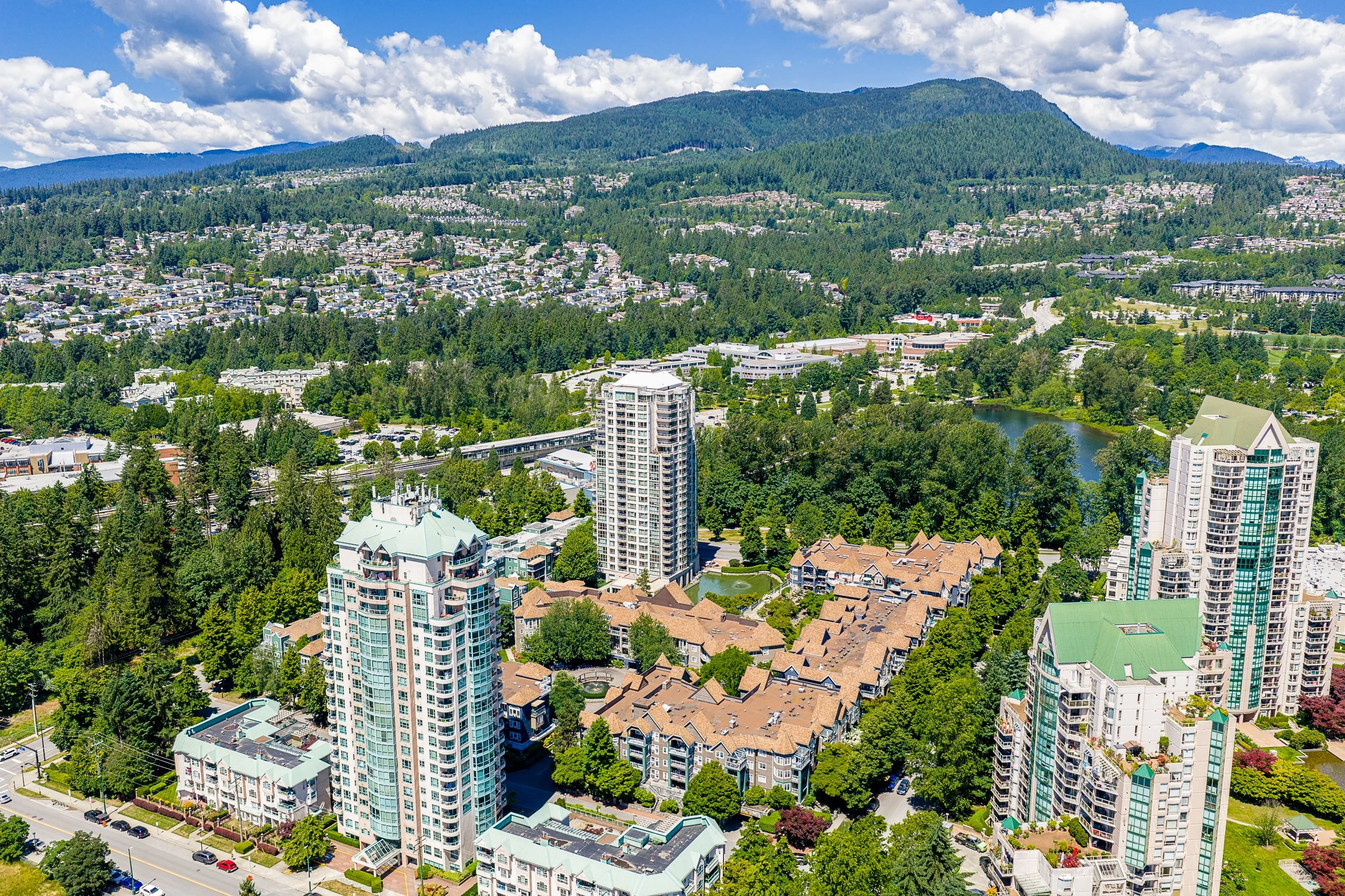 202-3075-Primrose-Lane-Coquitlam-Lakeside-Terrace-Carolyn-Pogue-Best-Coquitlam-Realtor-37.jpg