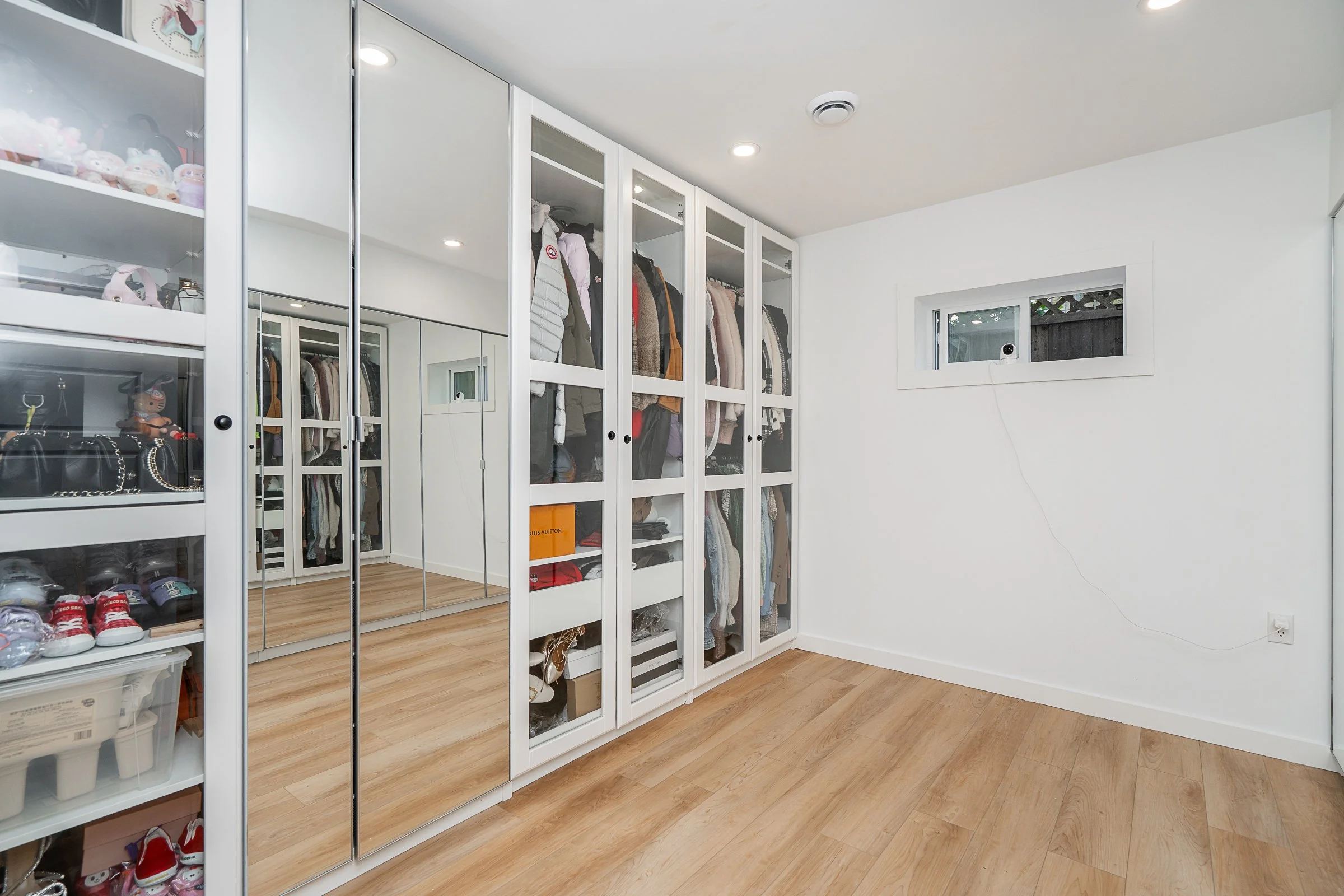 137-College-Park-Way-Port-Moody-Carolyn-Pogue-Best-Port-Moody-Realtor-25.jpg
