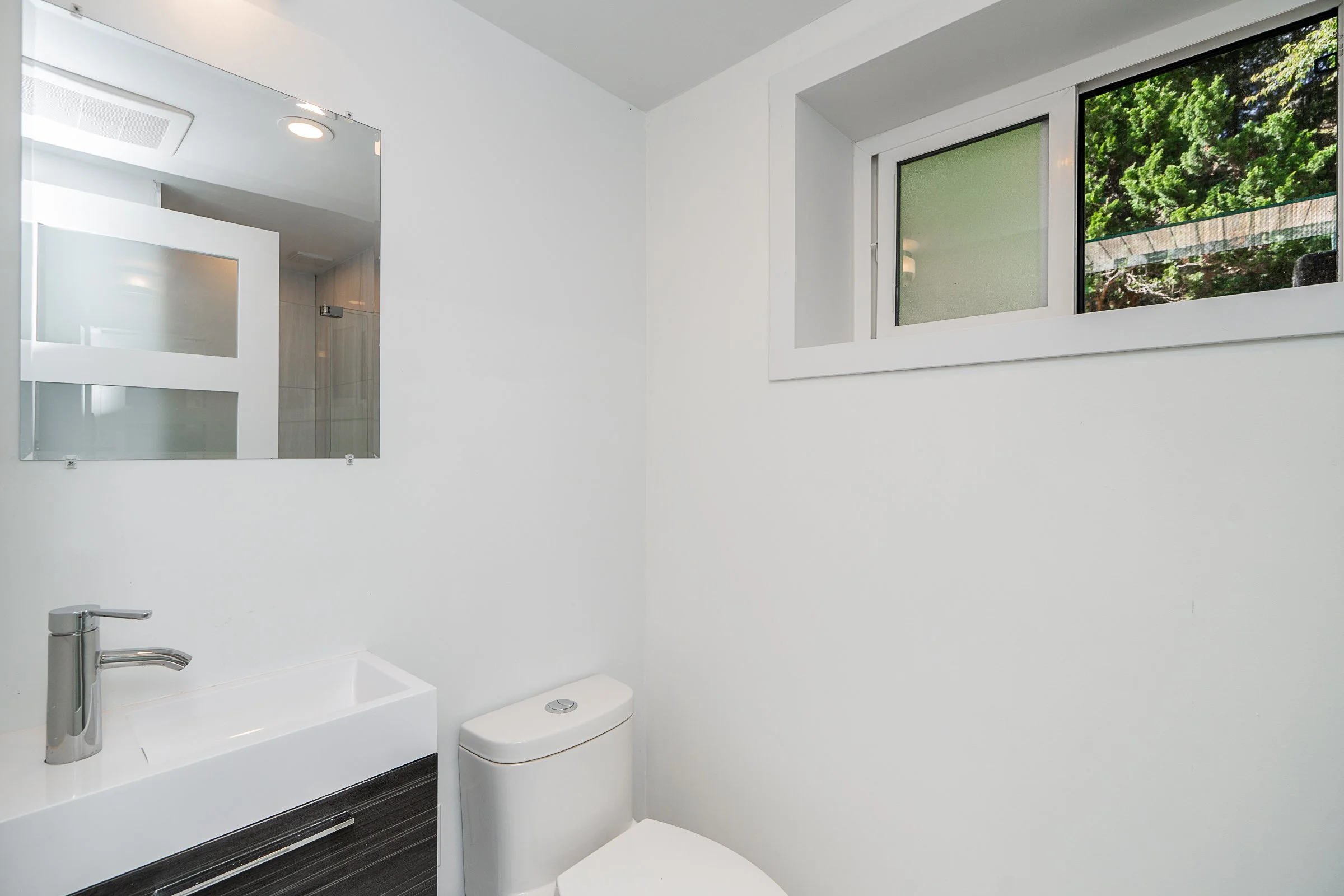 137-College-Park-Way-Port-Moody-Carolyn-Pogue-Best-Port-Moody-Realtor-26.jpg