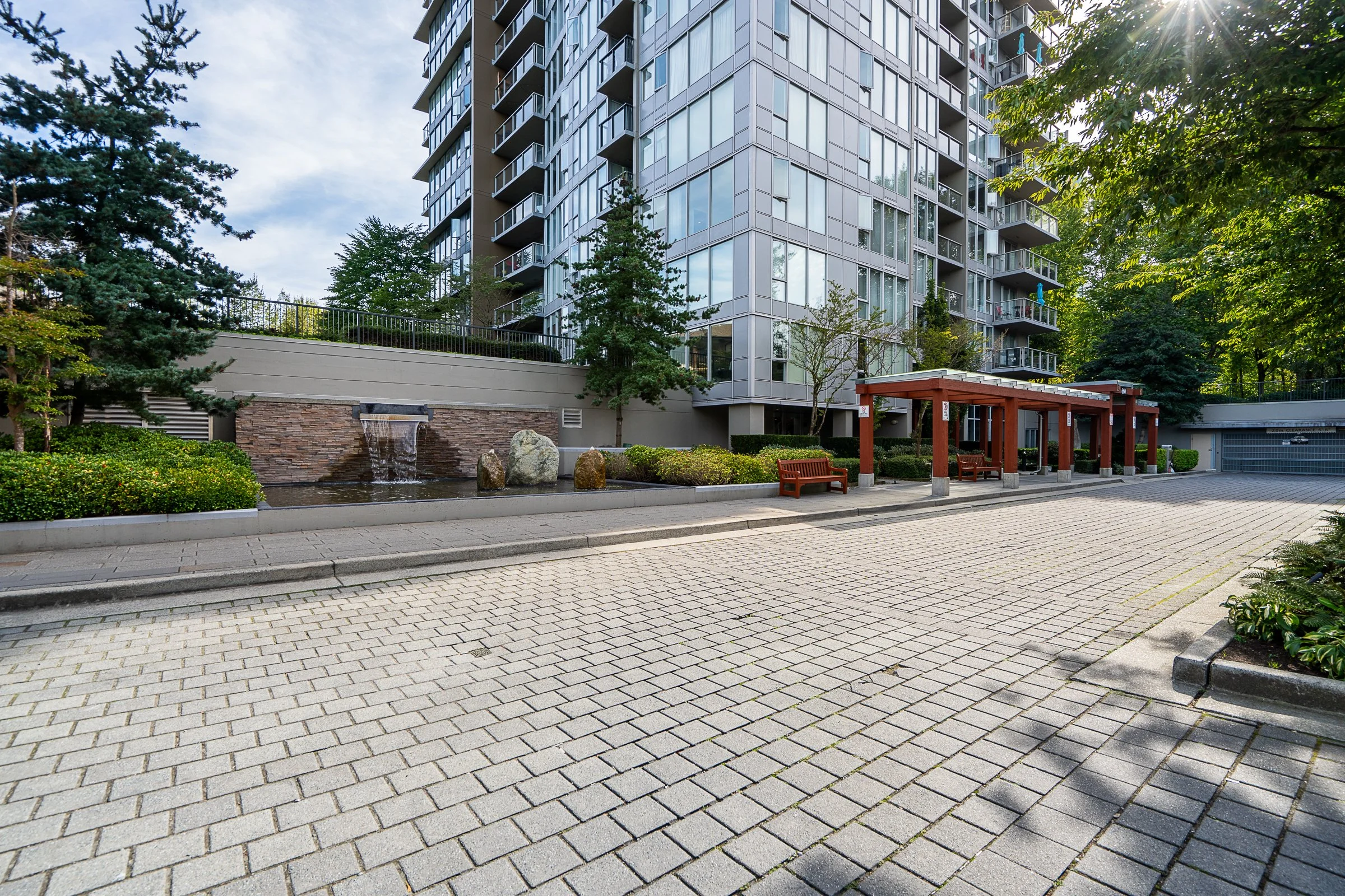 503-660-Nootka-Way-Klahanie-Port-Moody-Carolyn-Pogue-Best-Port-Moody-Realtor-25.jpg