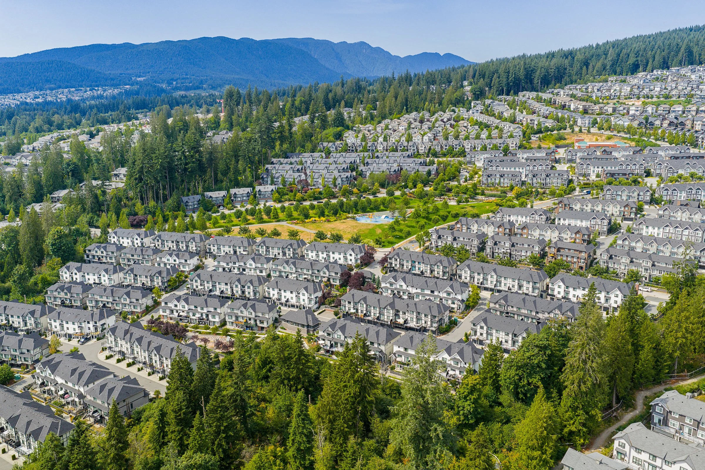 91-3500-Burke-Village-Promenade-Burke-Mountain-Coquitlam-Carolyn-Pogue-Best-Burke-Mountain-Realtor-40.jpg