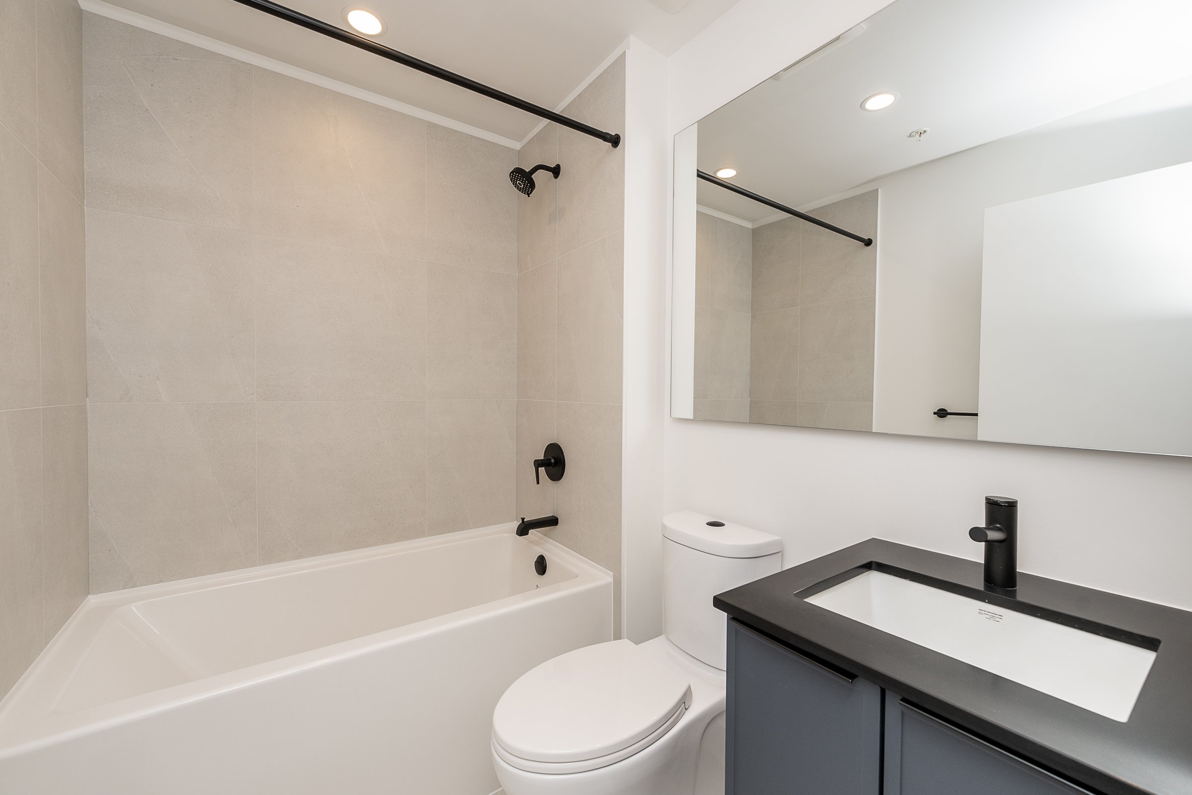 614-3075-Murray-Street-Moody-Yards-Port-Moody-Carolyn-Pogue-Best-Port-Moody-Realtor-21.jpg