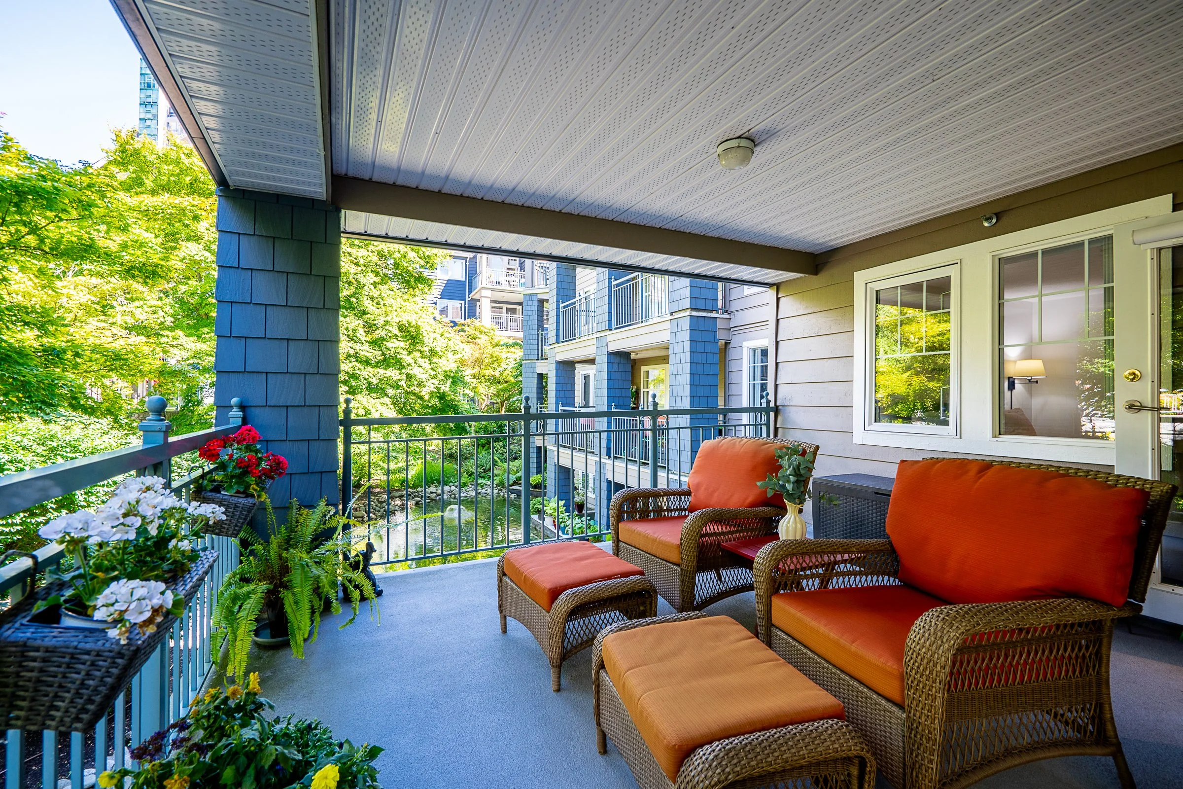 202-3075-Primrose-Lane-Coquitlam-Lakeside-Terrace-Carolyn-Pogue-Best-Coquitlam-Realtor-11.jpg